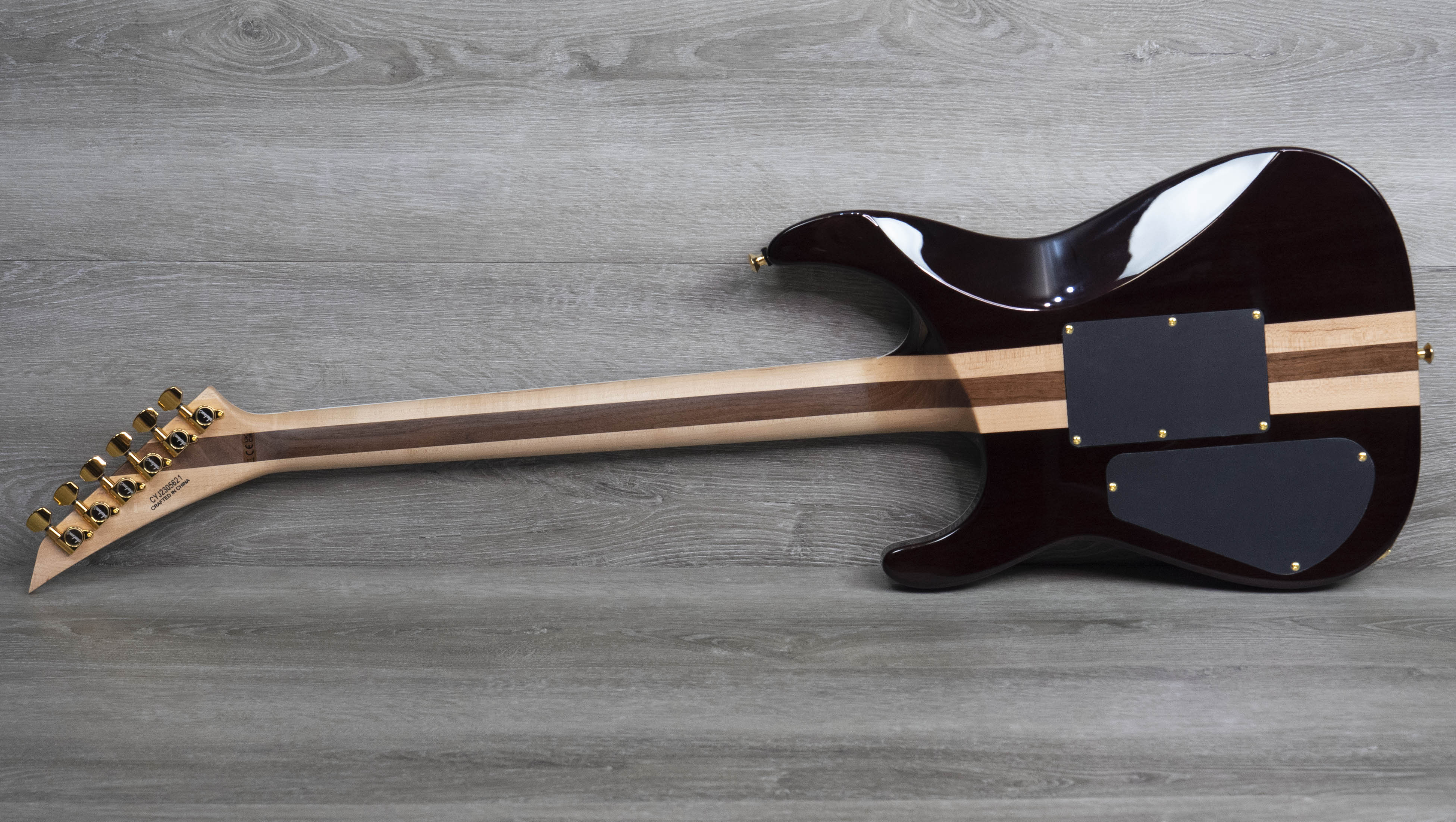 Jackson Pro Plus Series Soloist SLA3, Ebony Fingerboard, Walnut