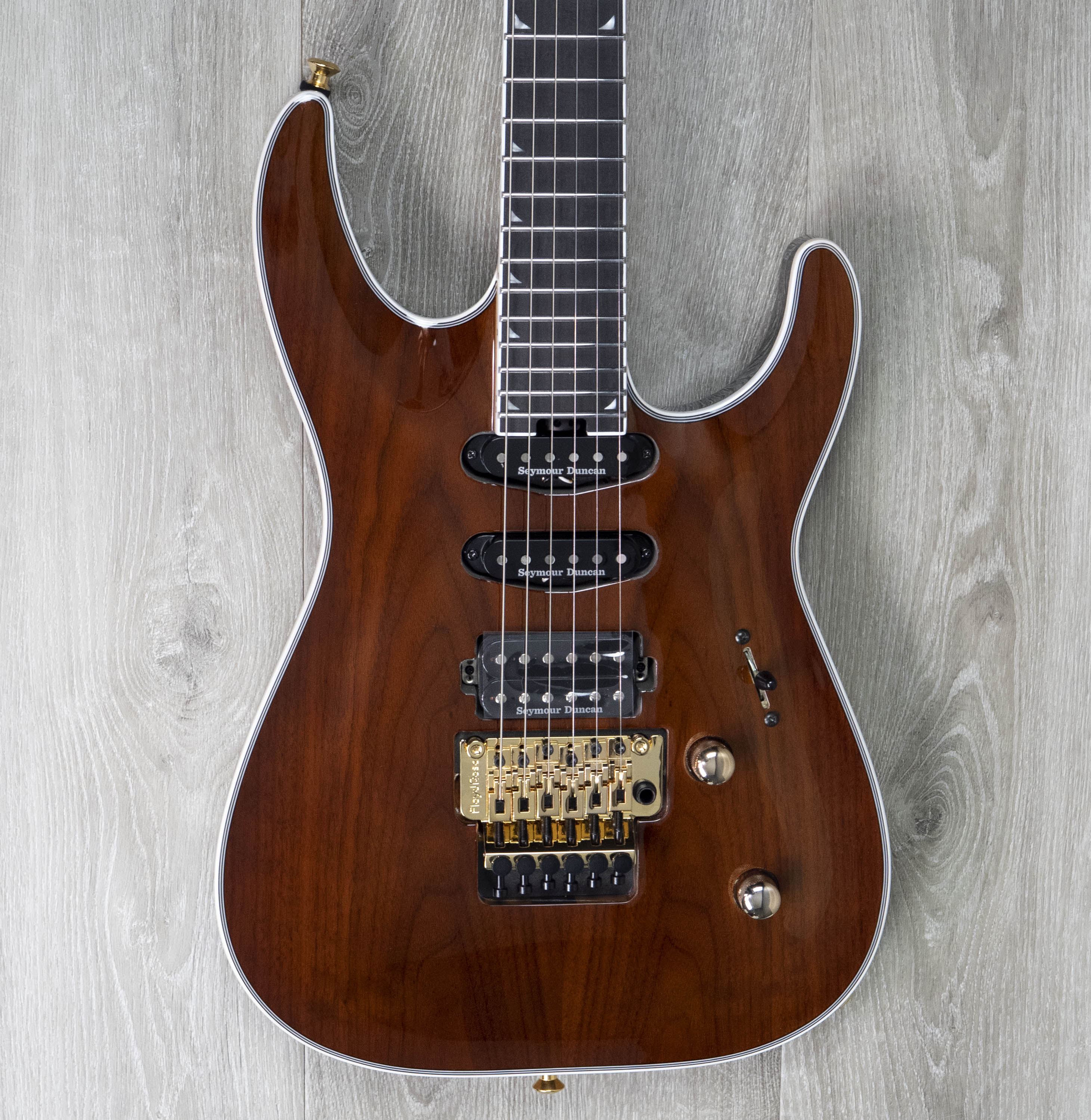 【超美品】Jackson ProPlus SOLOIST SLA3 EMG搭載 Pro Plus Series Soloist™ SLA3 – Jacksonguitars.com