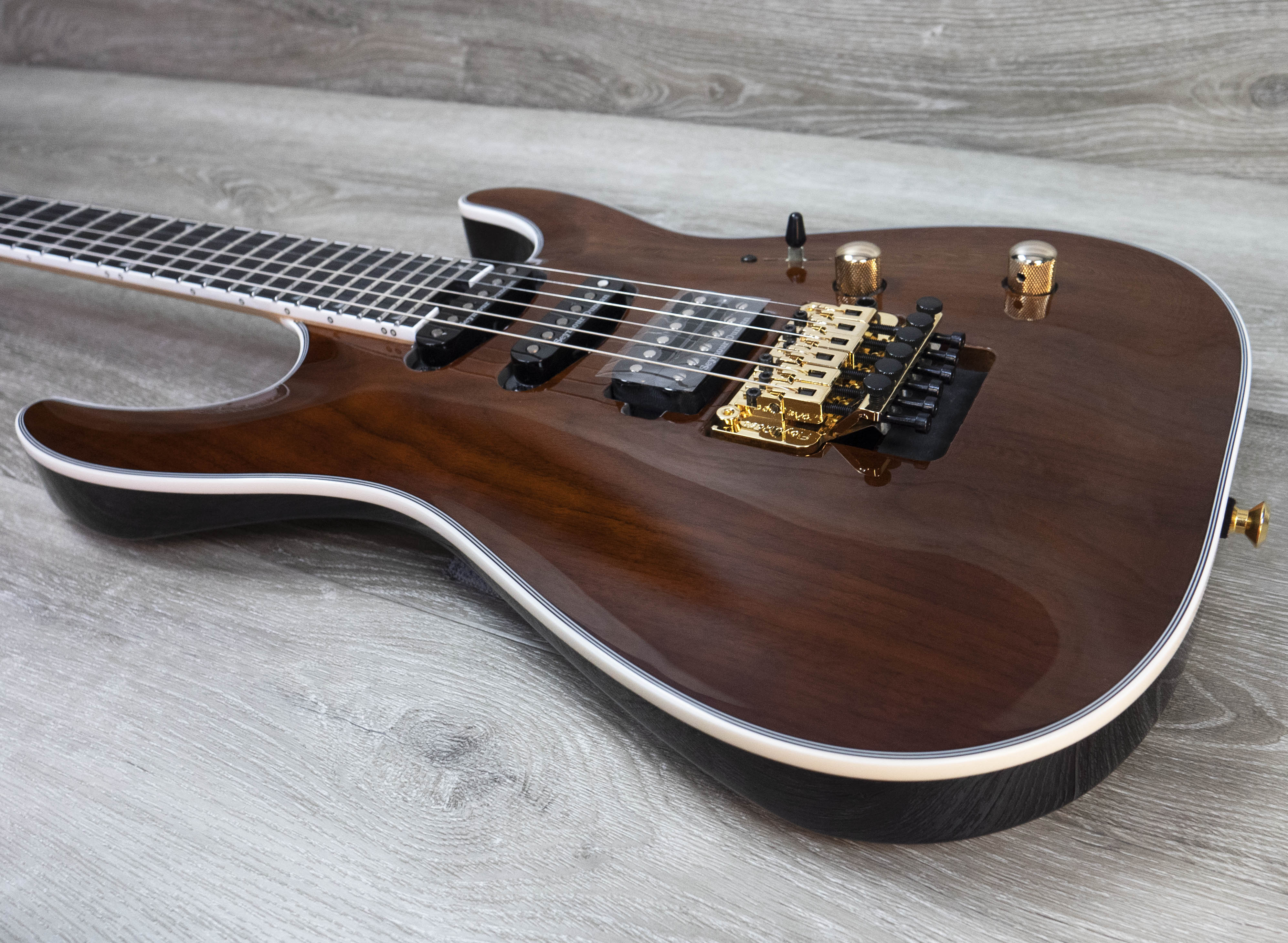 Jackson Pro Plus Series Soloist SLA3, Ebony Fingerboard, Walnut
