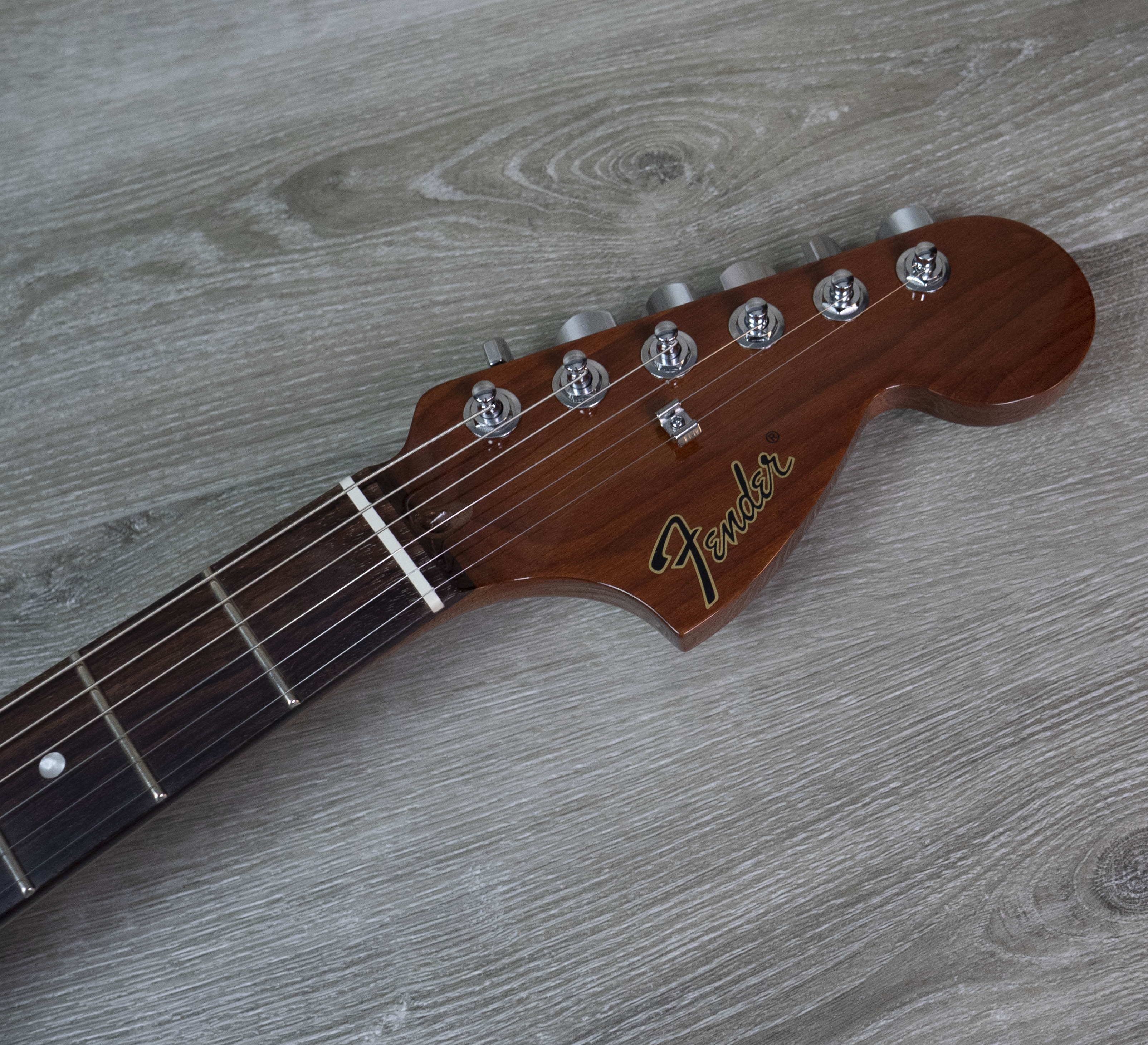 Fender Tom DeLonge Starcaster Rosewood Fingerboard Chrome