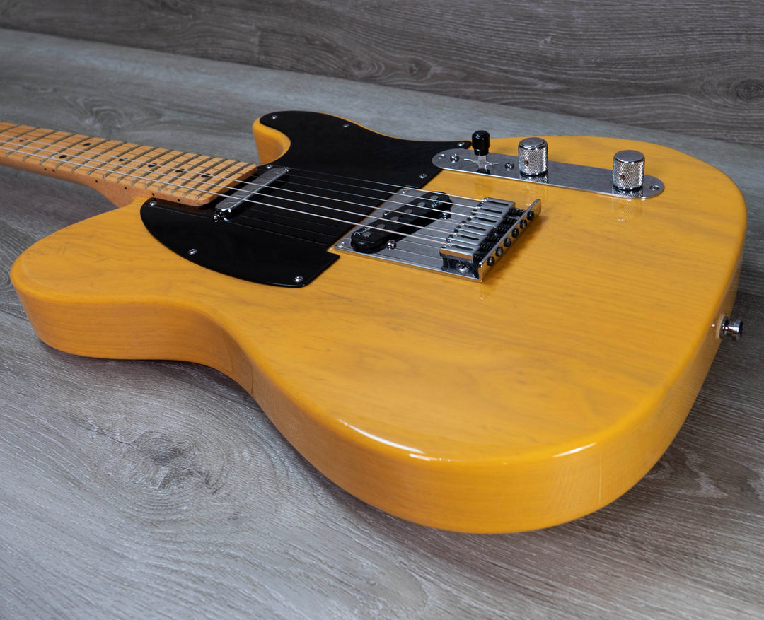 Pre-Owned Fender American Deluxe Telecaster, Butterscotch Blonde (2011)