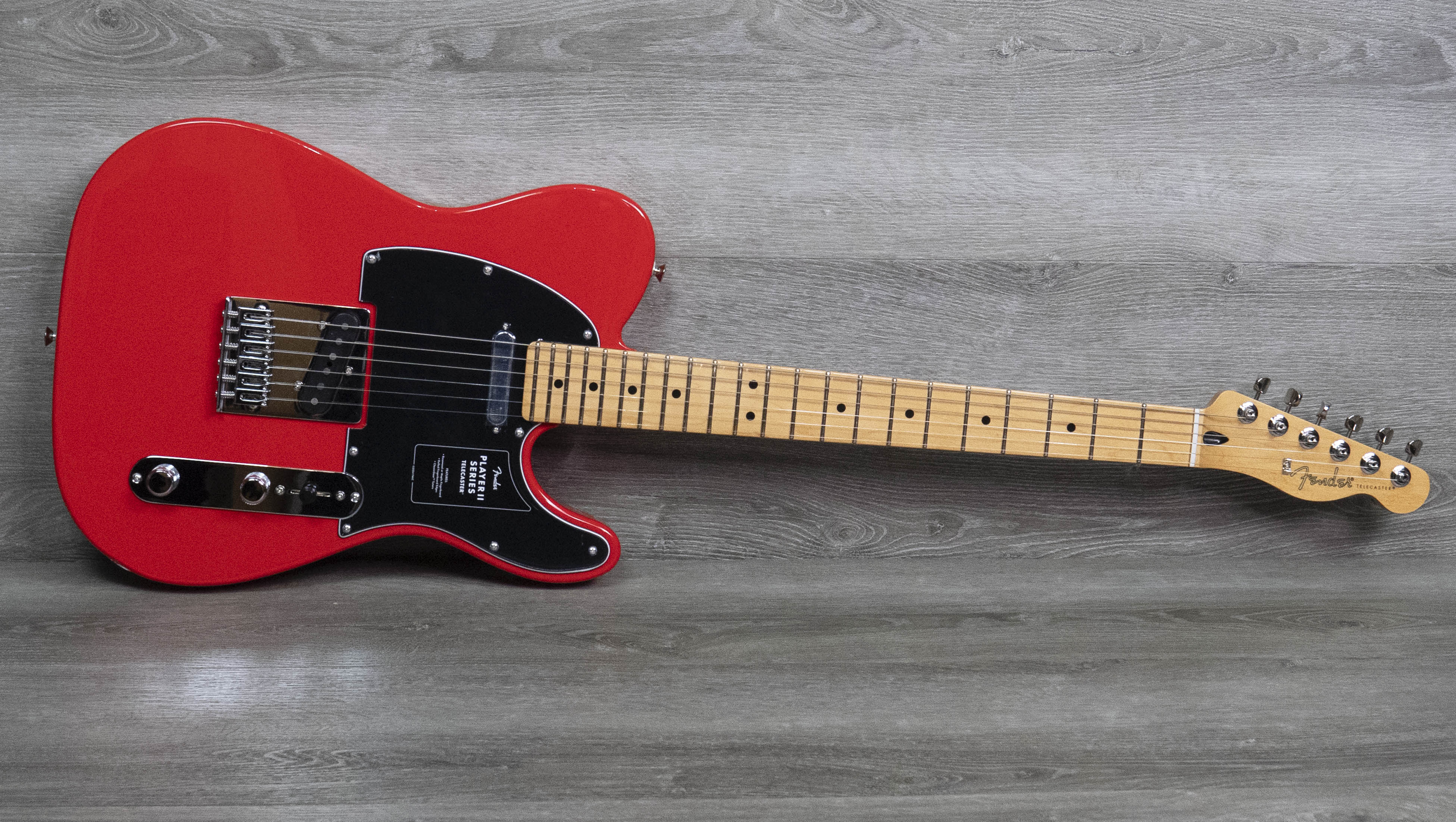 テレキャスFender Player II Telecaster HH RED Fender Player II Telecaster in Coral Red - Guitar Gear Giveaway