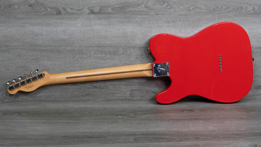 Fender Player II Telecaster, touche en érable, rouge corail