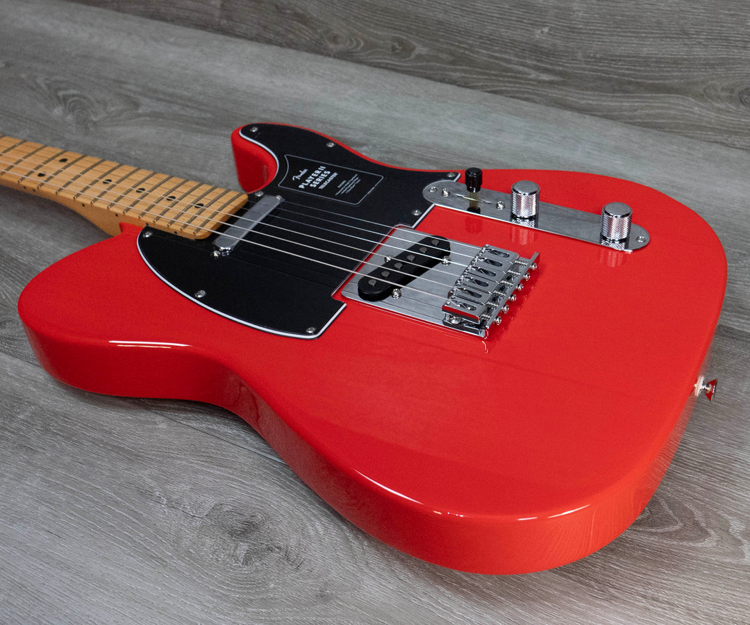 Fender Player II Telecaster, touche en érable, rouge corail