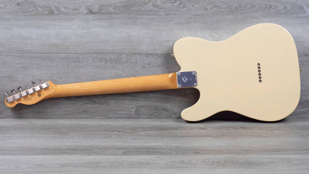 Fender Vintera III Mid &