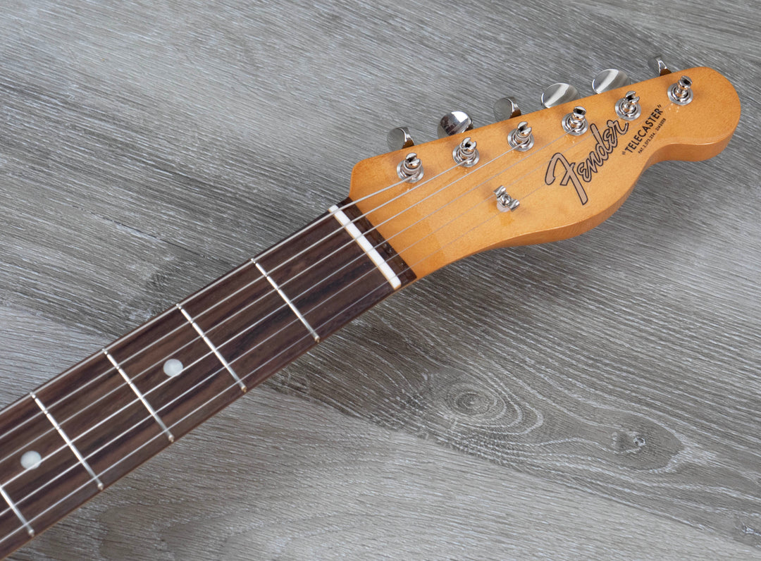 Fender Vintera III Mid &