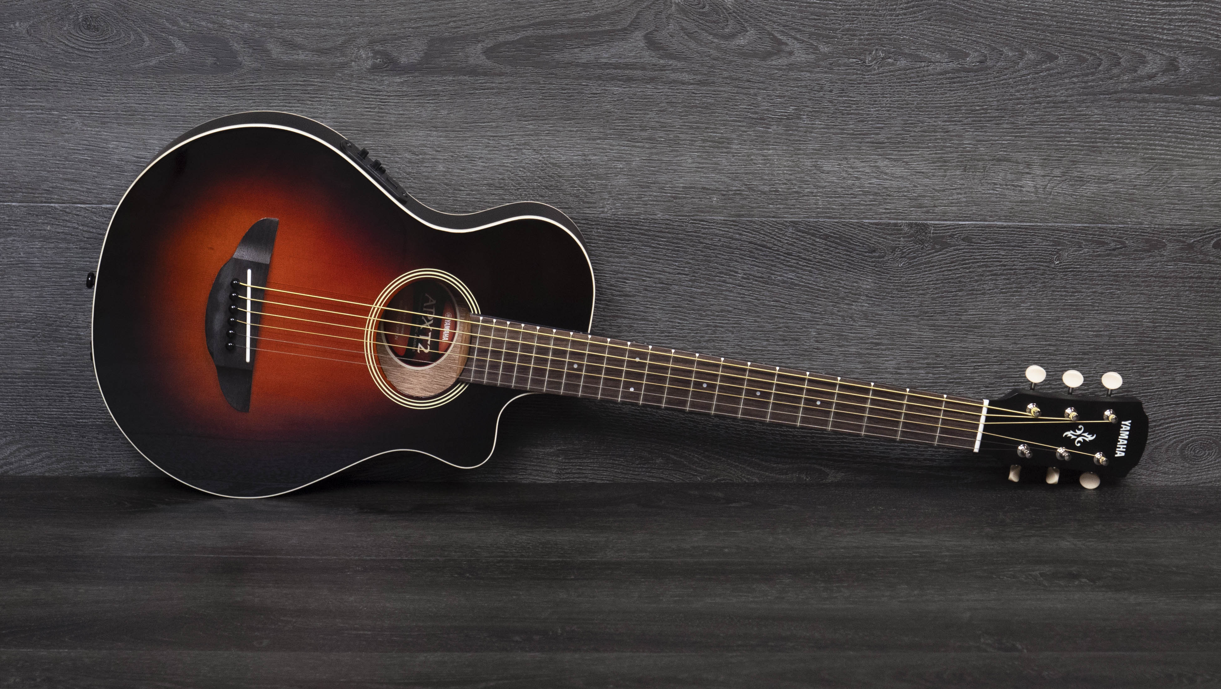 Yamaha APXT2 Electro-Acoustic Travel Guitar, Old Violin Sunburst