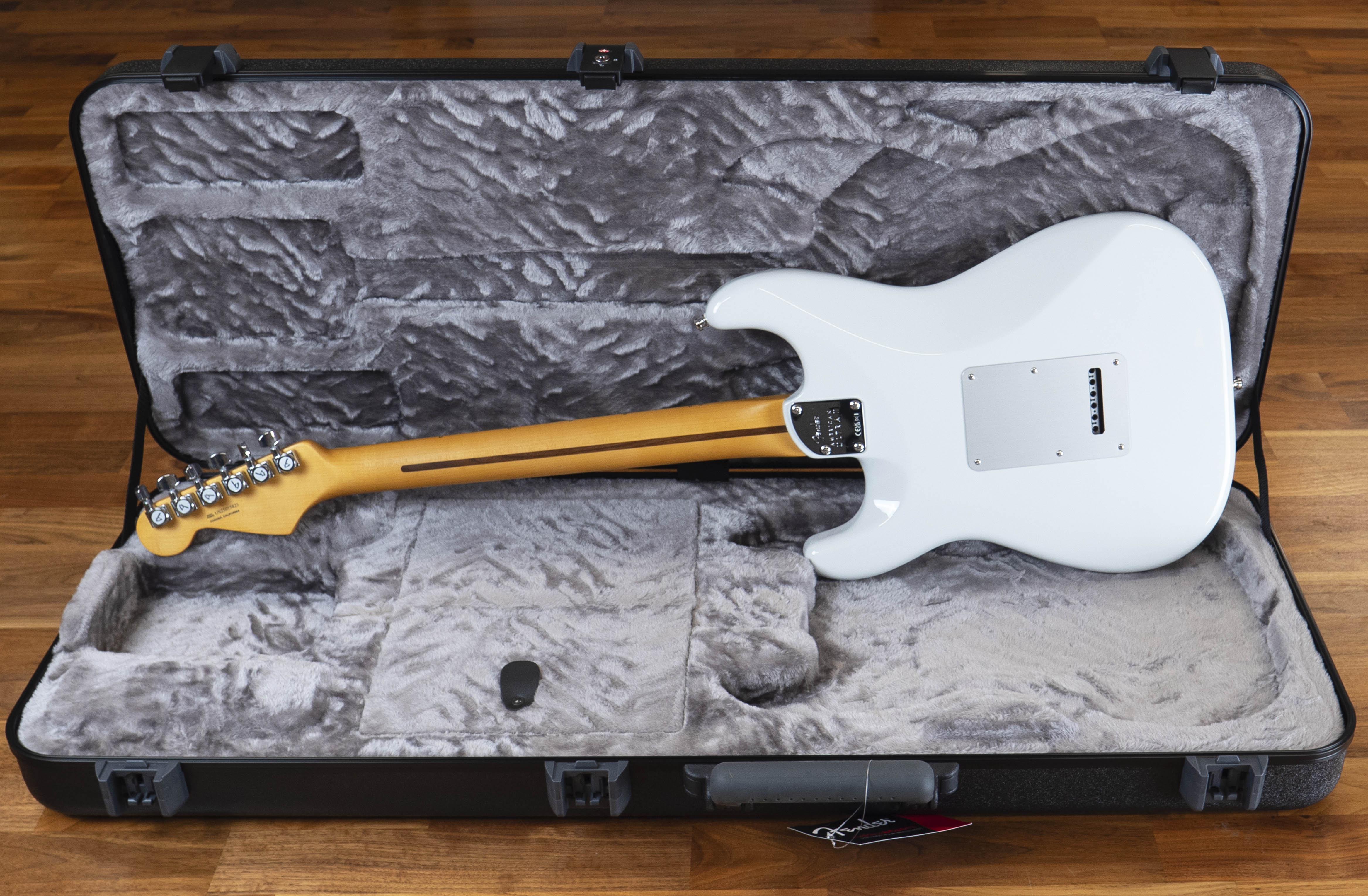 Fender American Ultra II Stratocaster, Maple Fingerboard