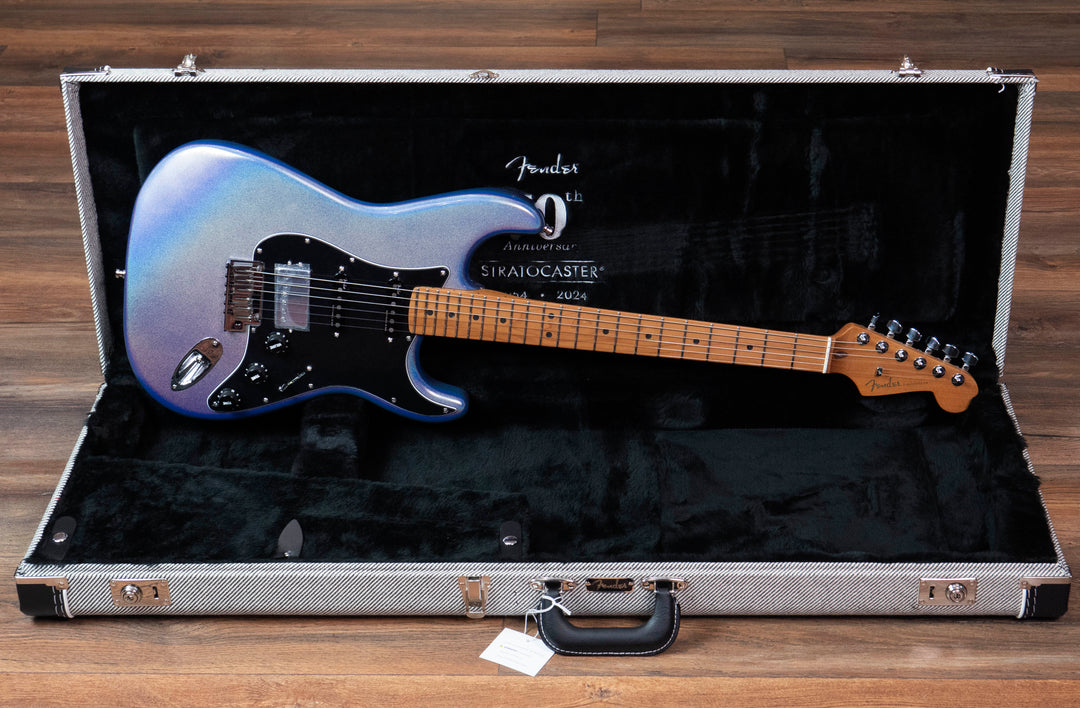 Fender 70th Anniversary Ultra Stratocaster HSS, Maple Fingerboard, Ame ...