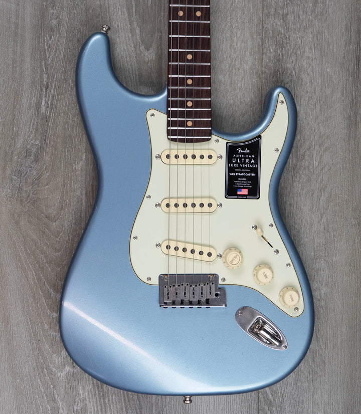 Fender Ultra Luxe Stratocaster, diapasón de arce, Sunburst de 2 colores