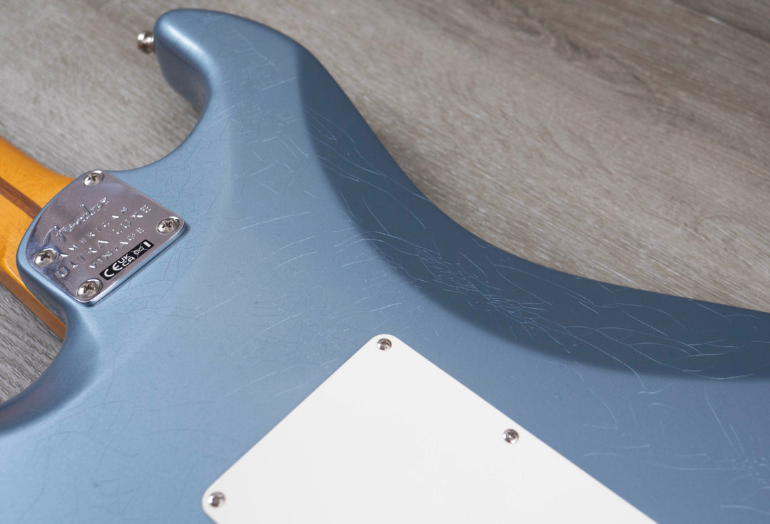 Fender Ultra Luxe Stratocaster, diapasón de arce, Sunburst de 2 colores