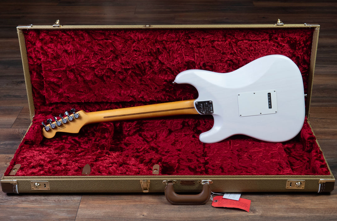Fender American Ultra Luxe '50s Stratocaster, Maple Fingerboard, White Blonde