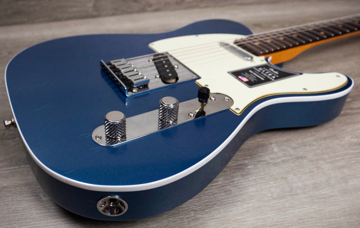 Fender American Ultra Luxe '60s Telecaster Custom, Rosewood Fingerboard, Lake Placid Blue