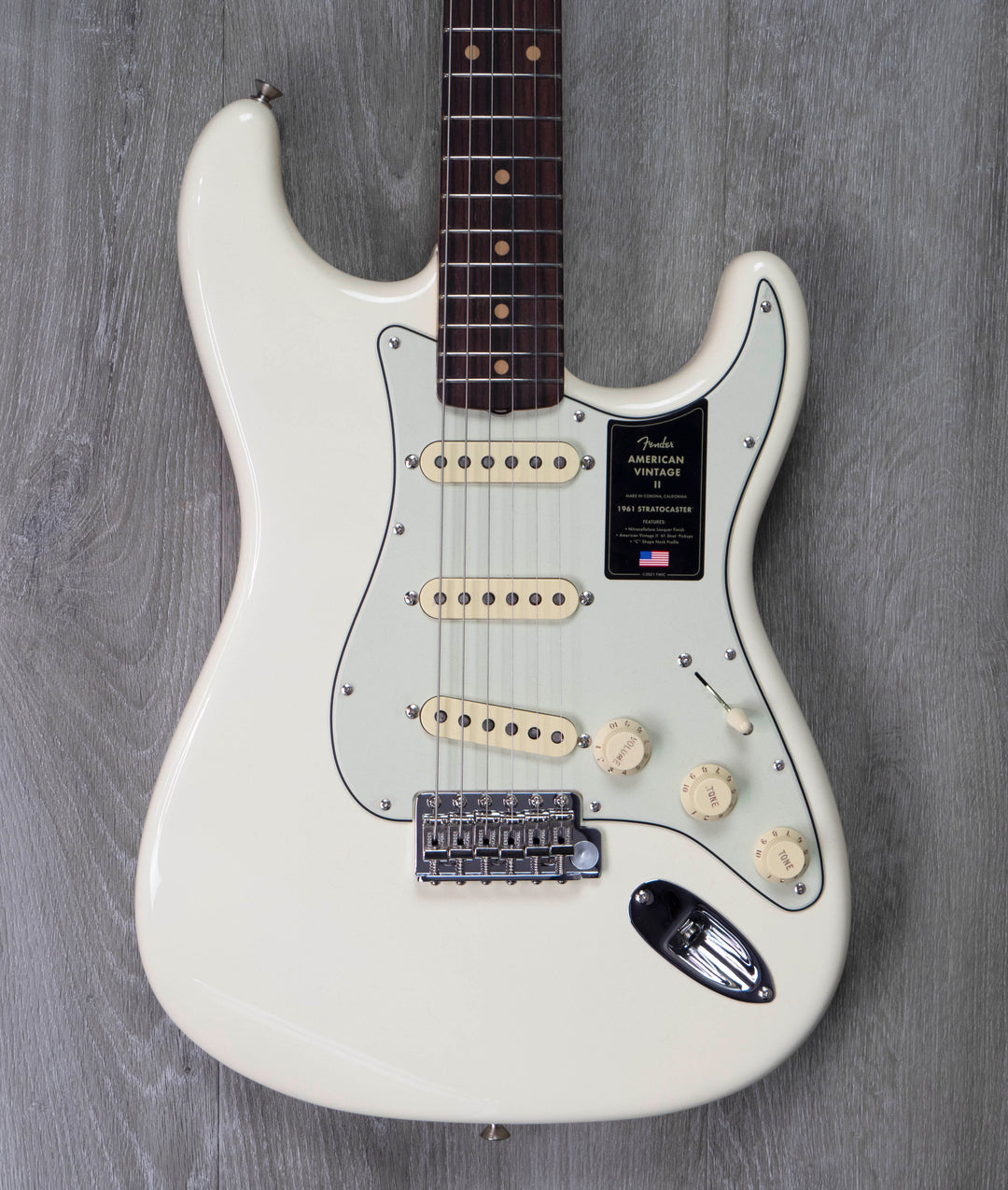 Fender American Vintage II 1961 Stratocaster, touche en palissandre, Olympic White