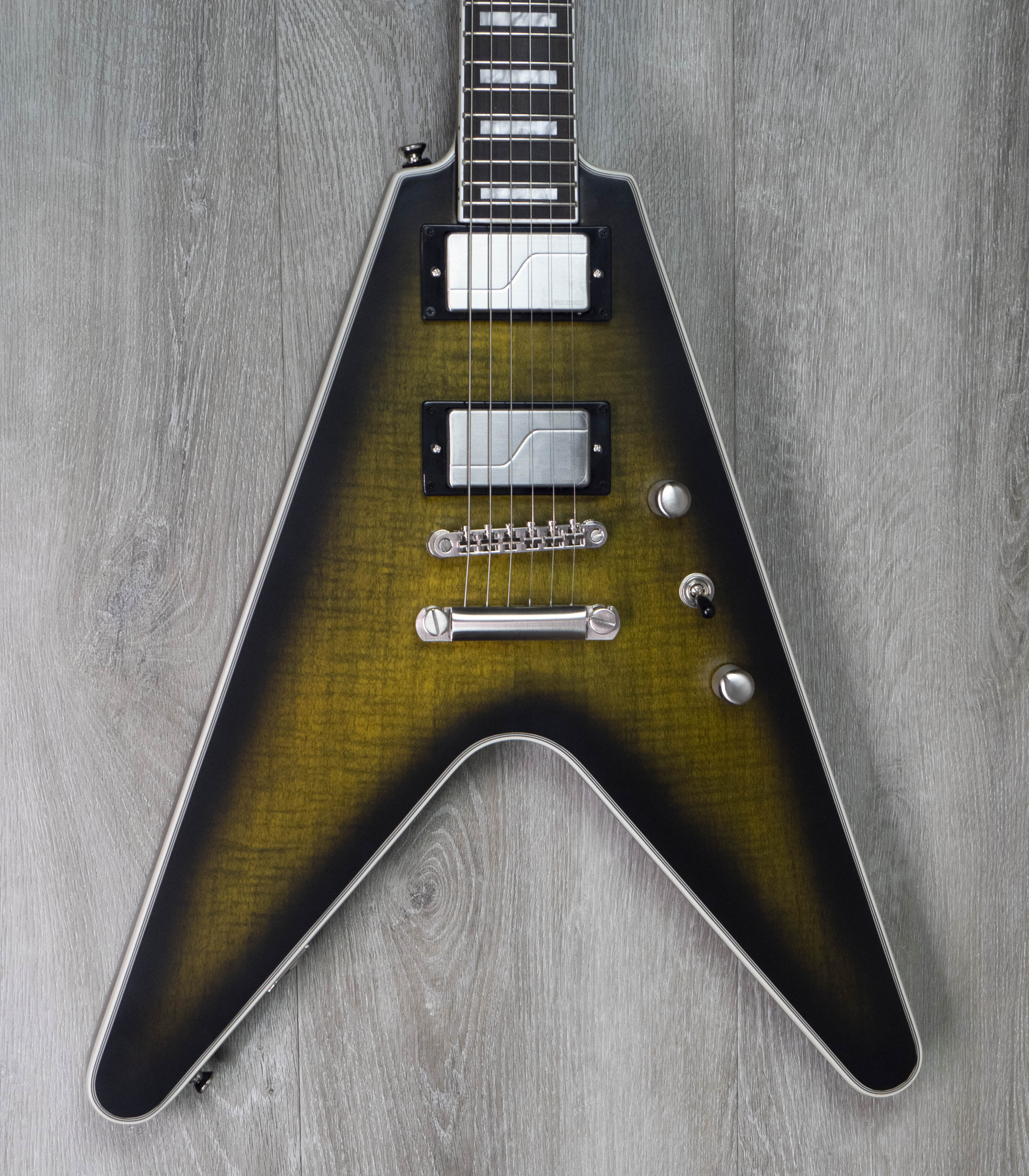 Epiphone Flying V Prophecy, Aged Yellow Tiger – A Strings