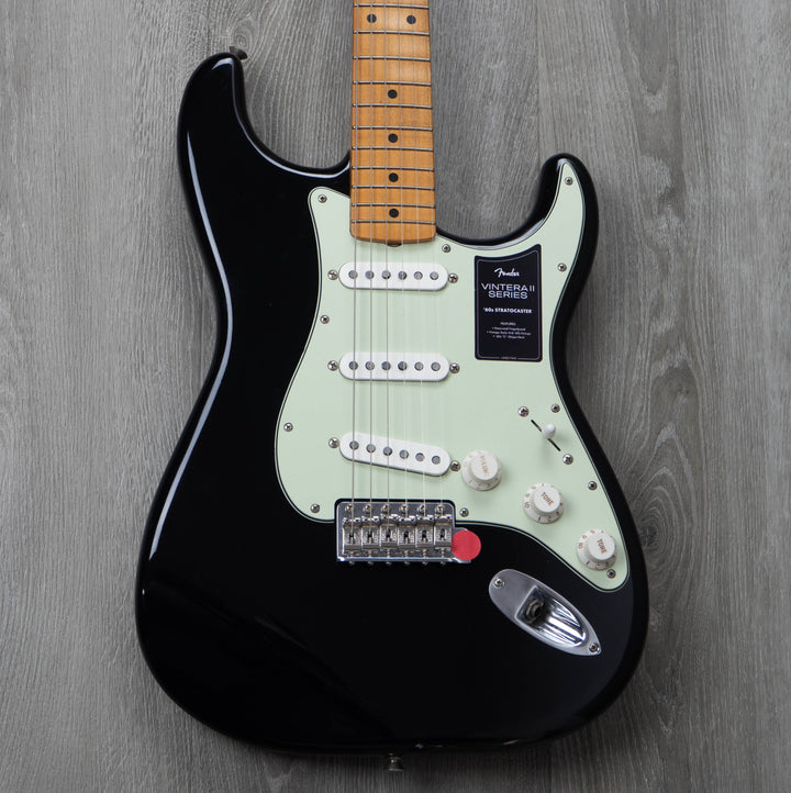 Fender Vintera II Road Worn '60s Stratocaster, Maple Fingerboard, Black