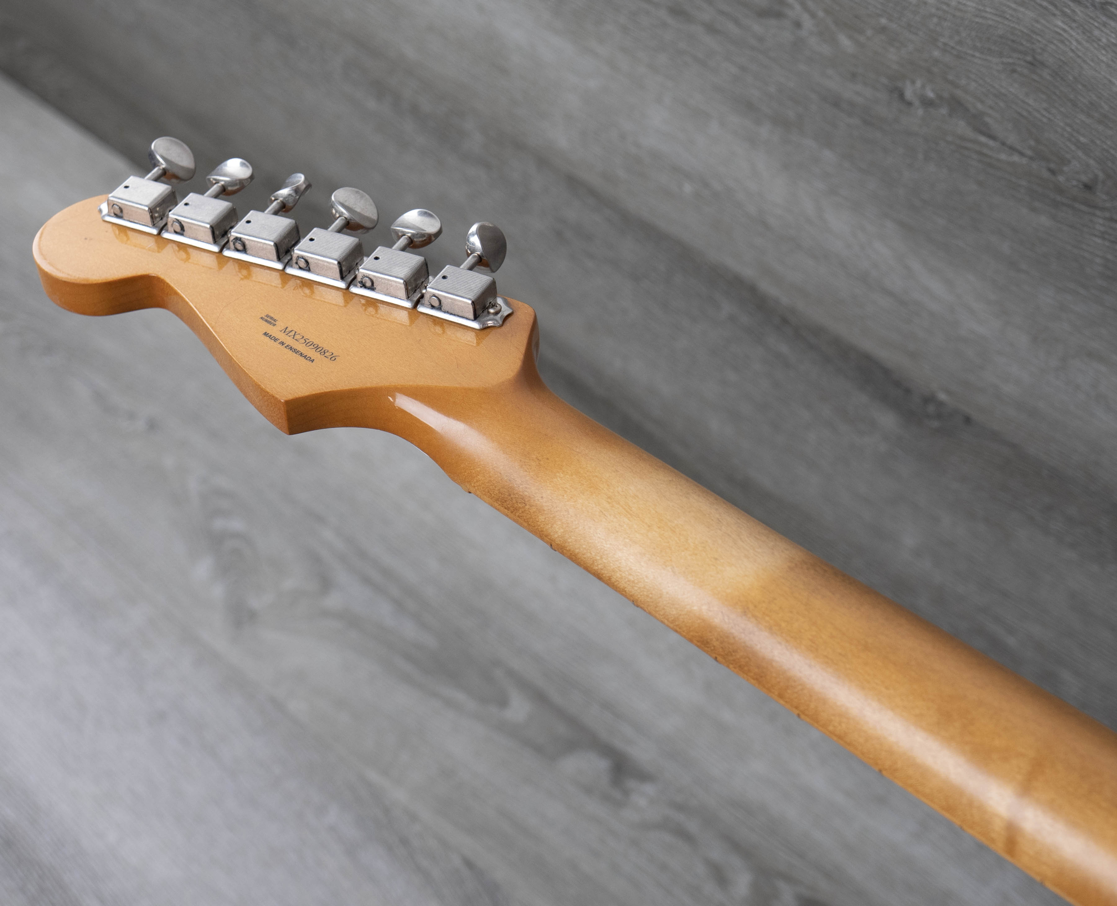 Fender Vintera II Road Worn '60s Stratocaster, Maple Fingerboard