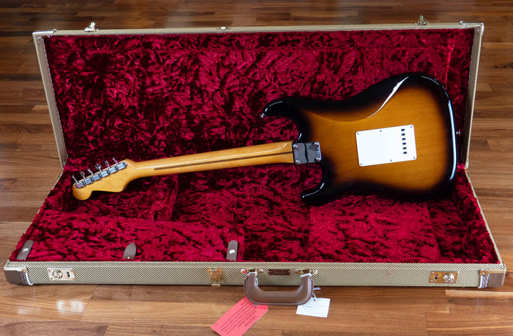 Fender American Vintage II 1957 Stratocaster, Maple Fingerboard, 2-Colour Sunburst
