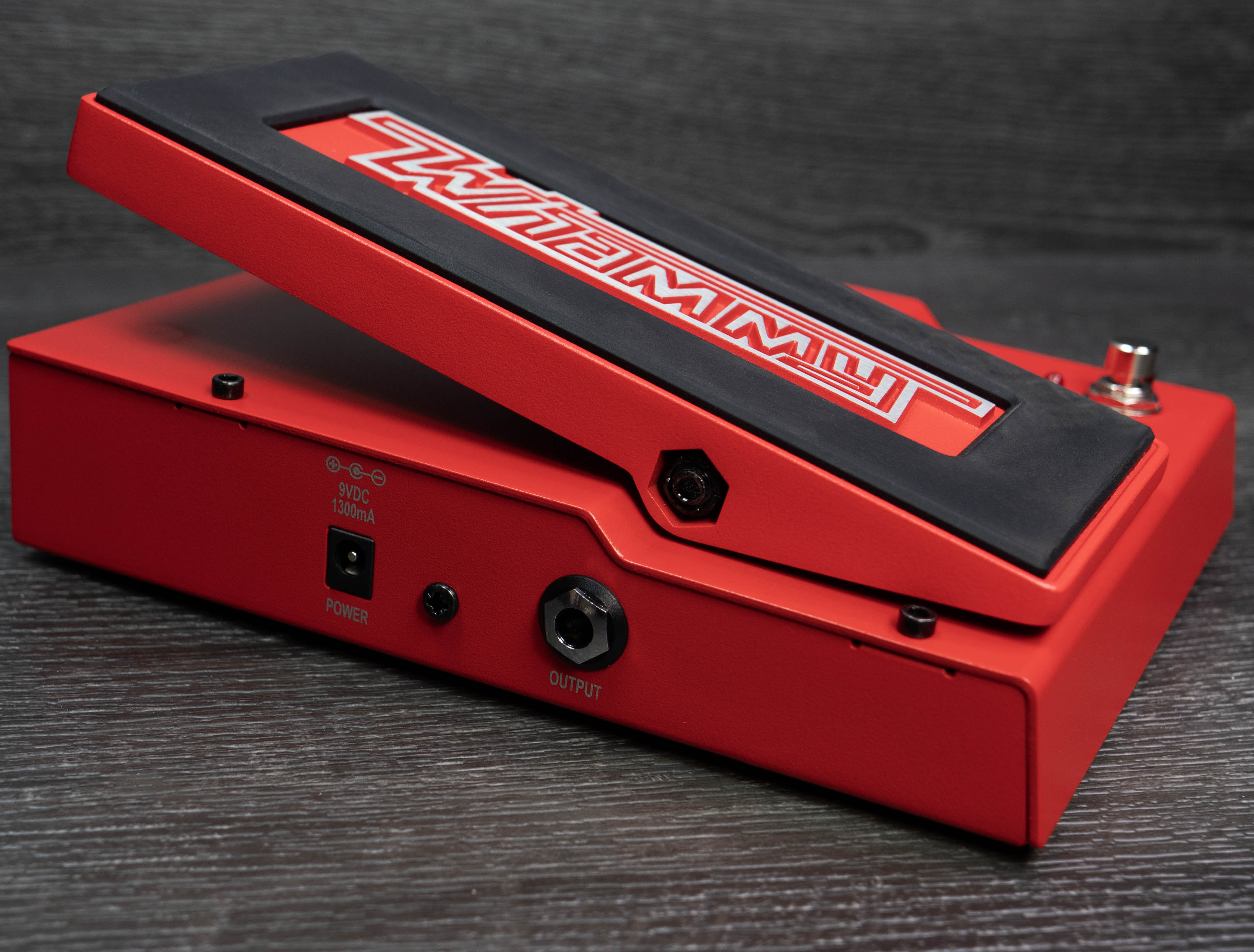 Digitech Whammy 5 Pitch Shifting Effects Pedal – A Strings