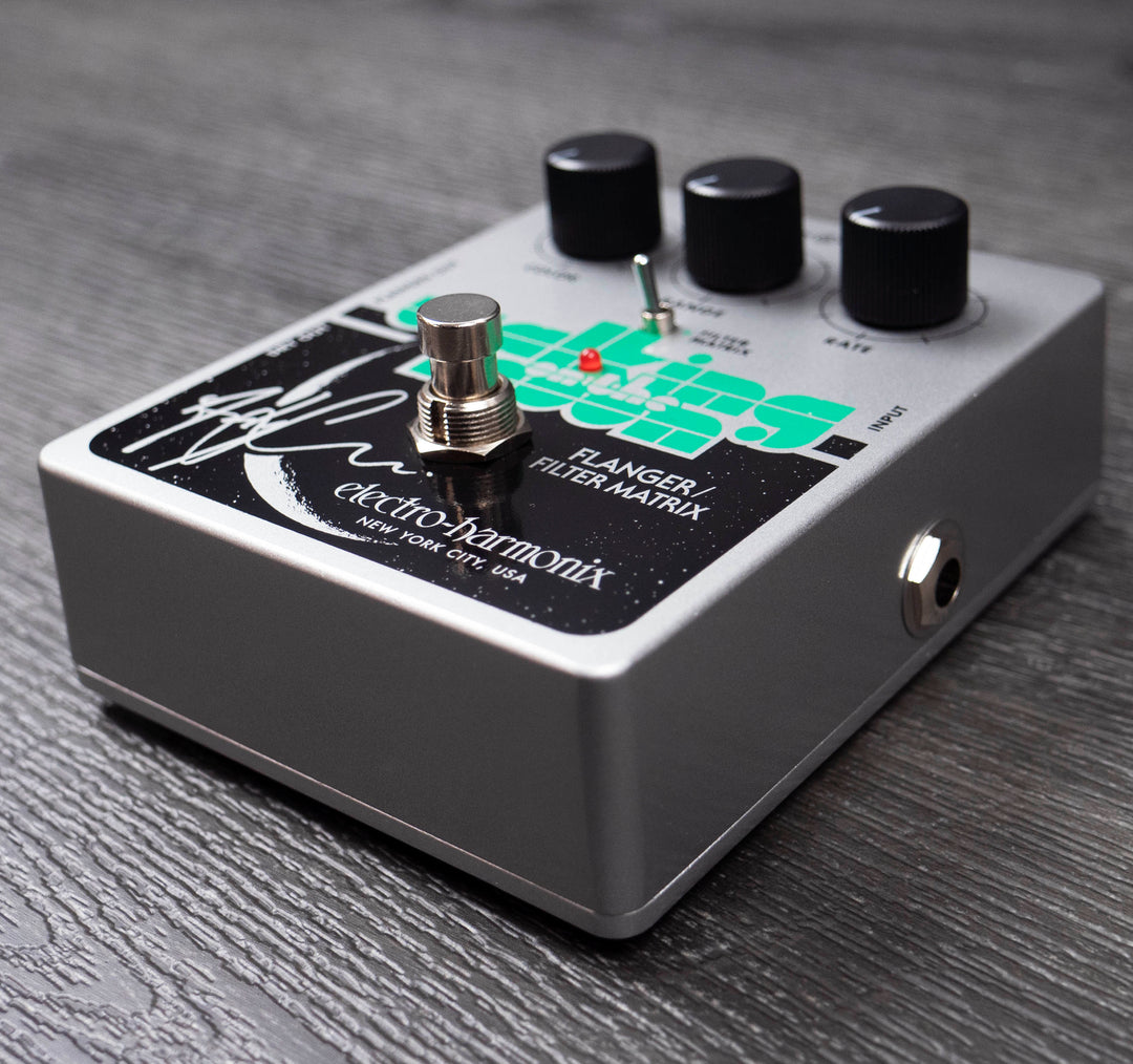 Electro Harmonix Andy Summers Walking On The Moon Analog Flanger/Filter Matrix Pedal