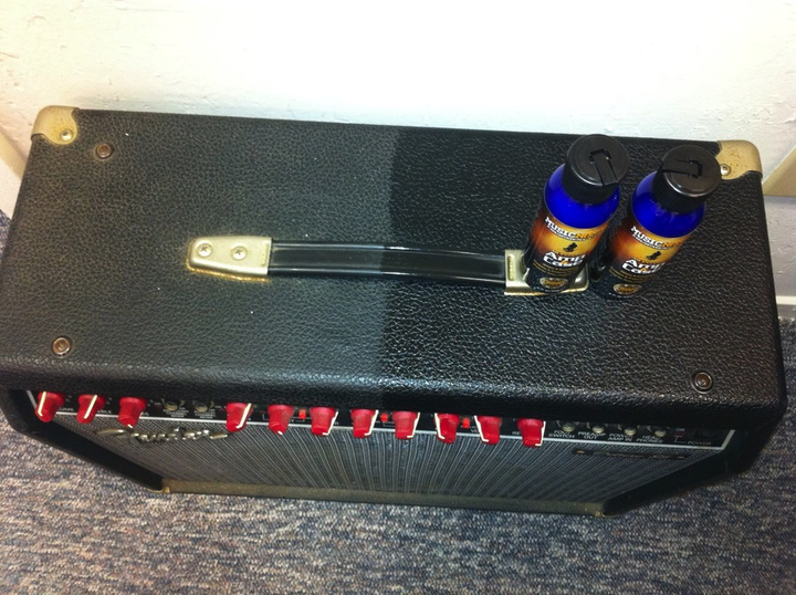 MusicNomad Amp & Case Cleaner and Conditioner