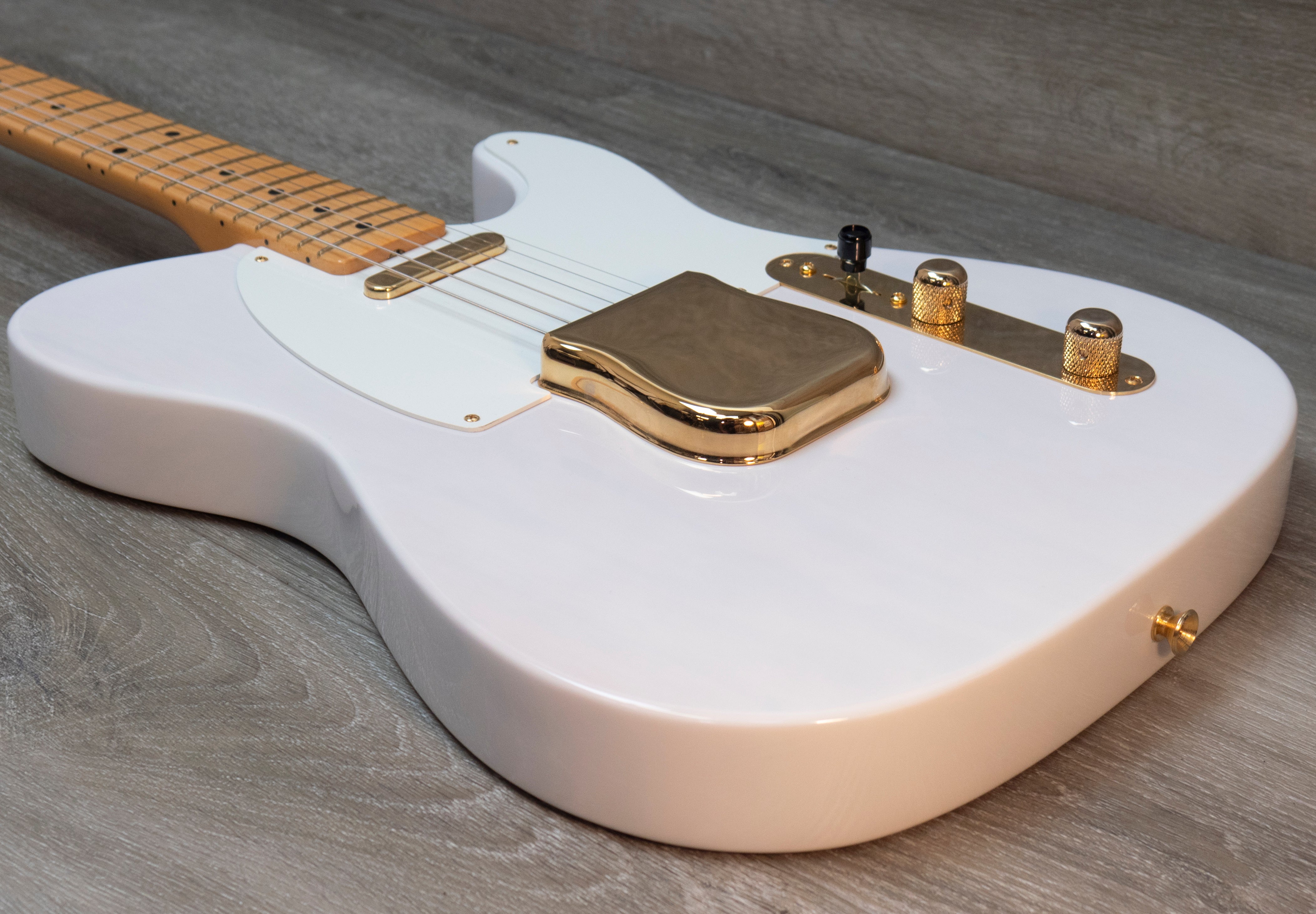 Fender Limited Edition American Original 50s Telecaster, Maple Neck, White  Blonde