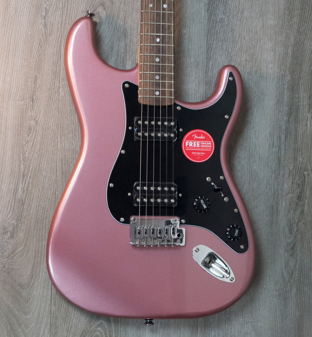 Squier Affinity Series Stratocaster HH, touche en laurier, pickguard noir, Burgundy Mist