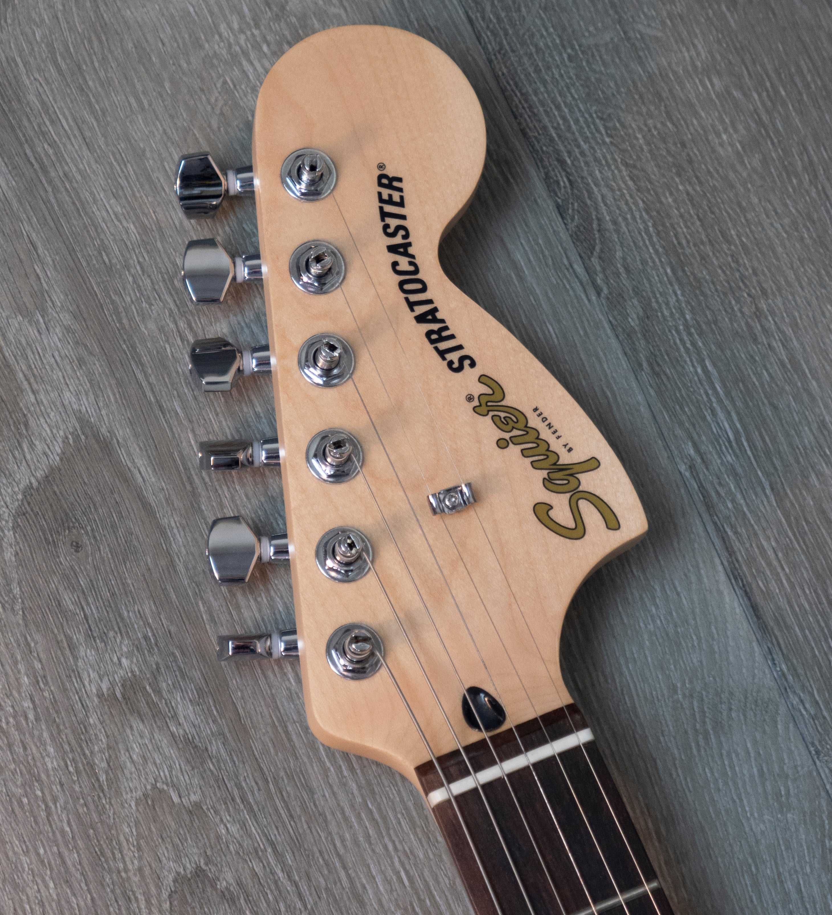Squier Affinity Series Stratocaster, Laurel Fingerboard, White