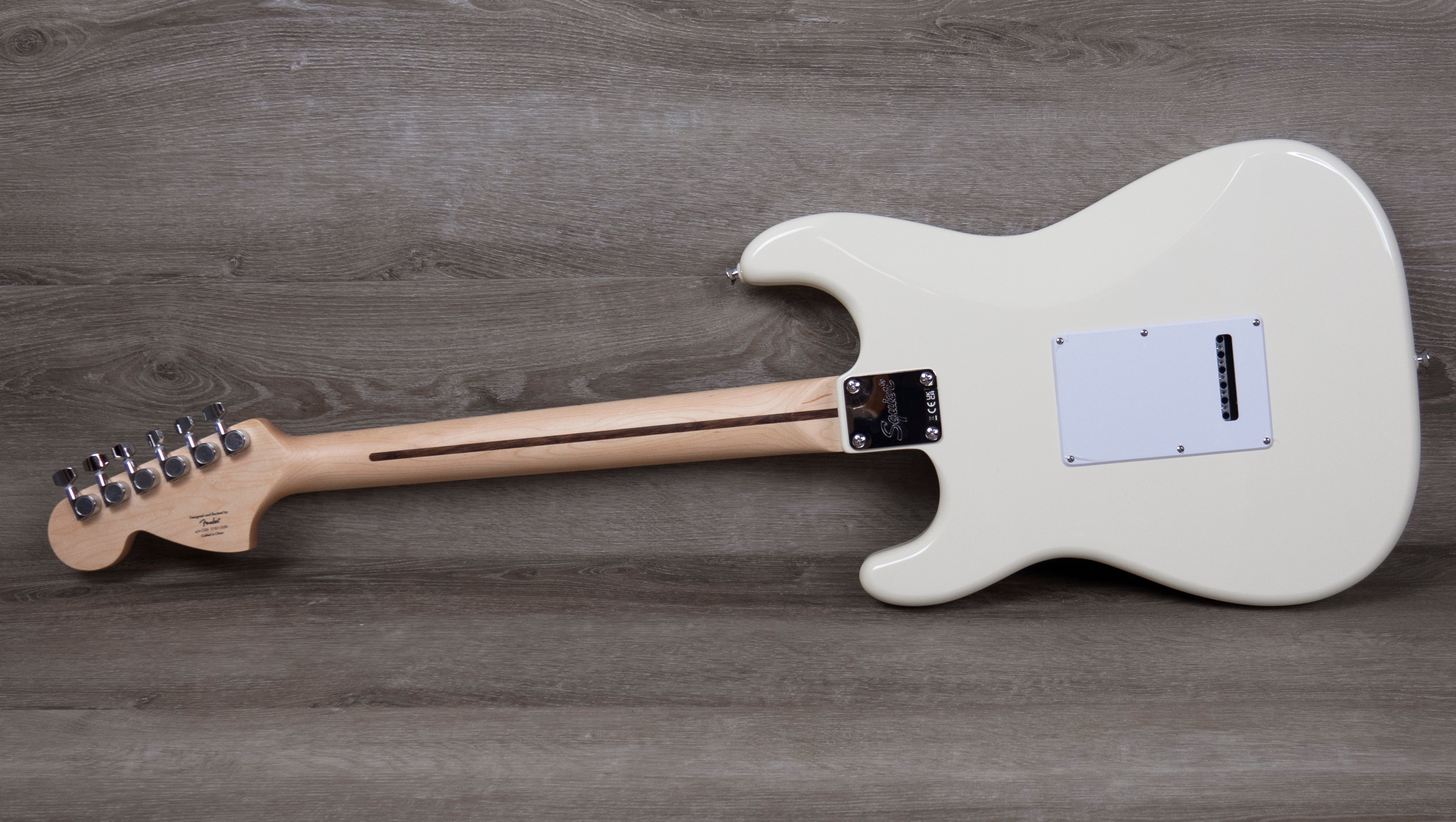 Squier Affinity Series Stratocaster, Maple Fingerboard, White