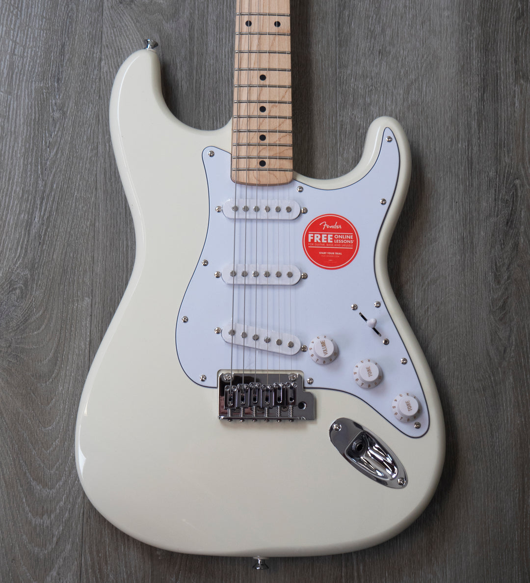 Squier Affinity Series Stratocaster, Maple Fingerboard, White Pickguard, Olympic White