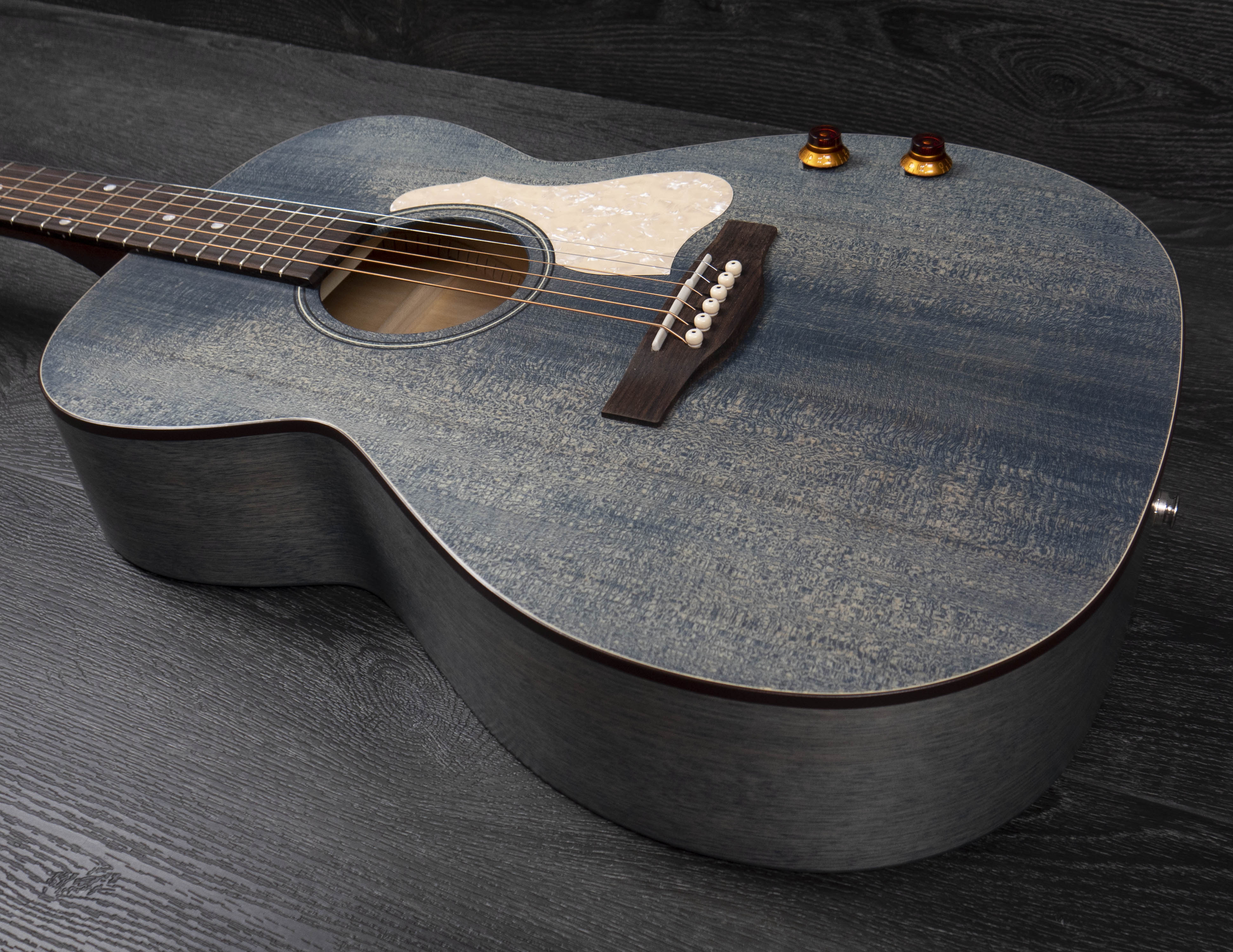 Art & Lutherie Legacy Electro Acoustic, Denim Blue Q