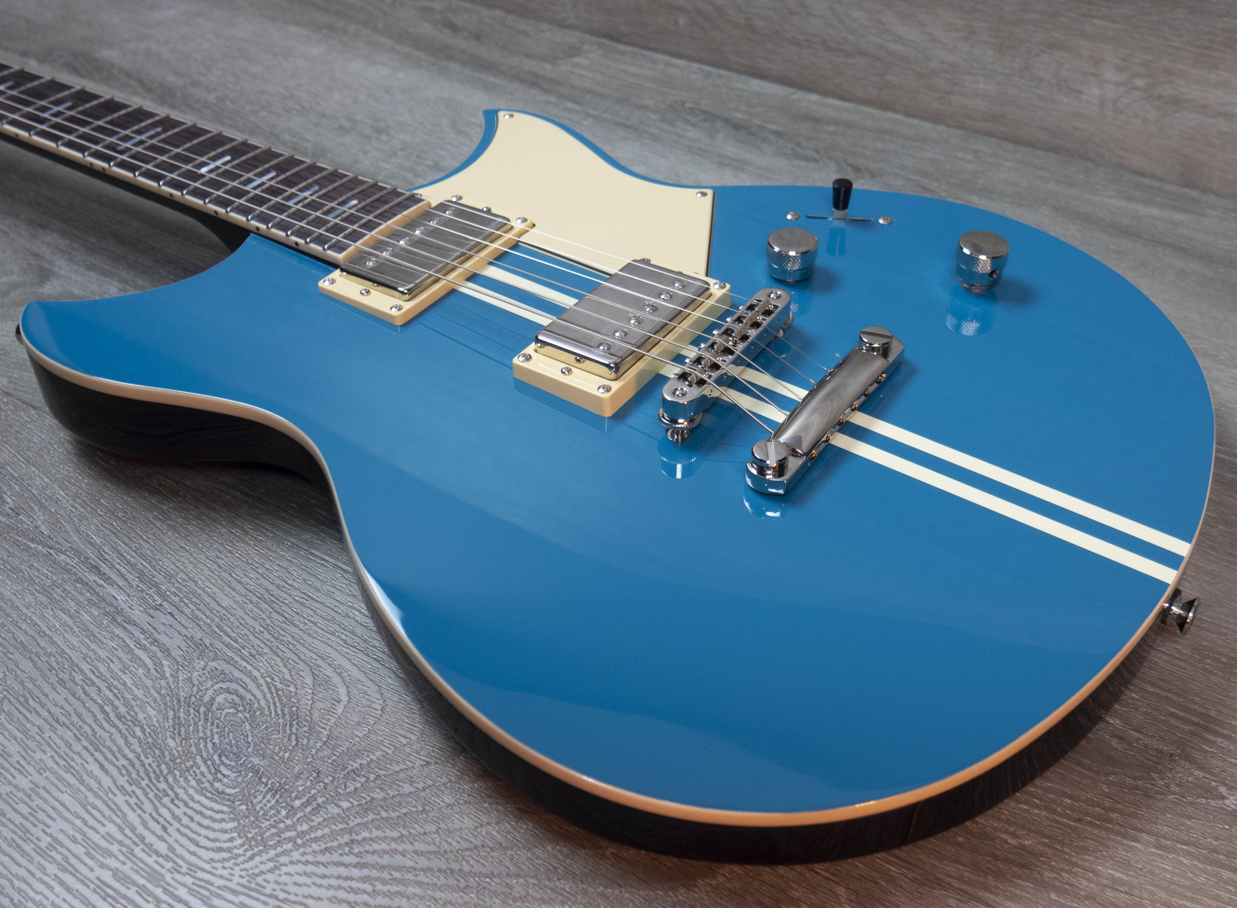 Yamaha RSS20 Revstar Standard Electric Guitar, Swift Blue – A Strings