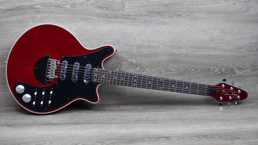Brian May Special Guitar in Antique Cherry