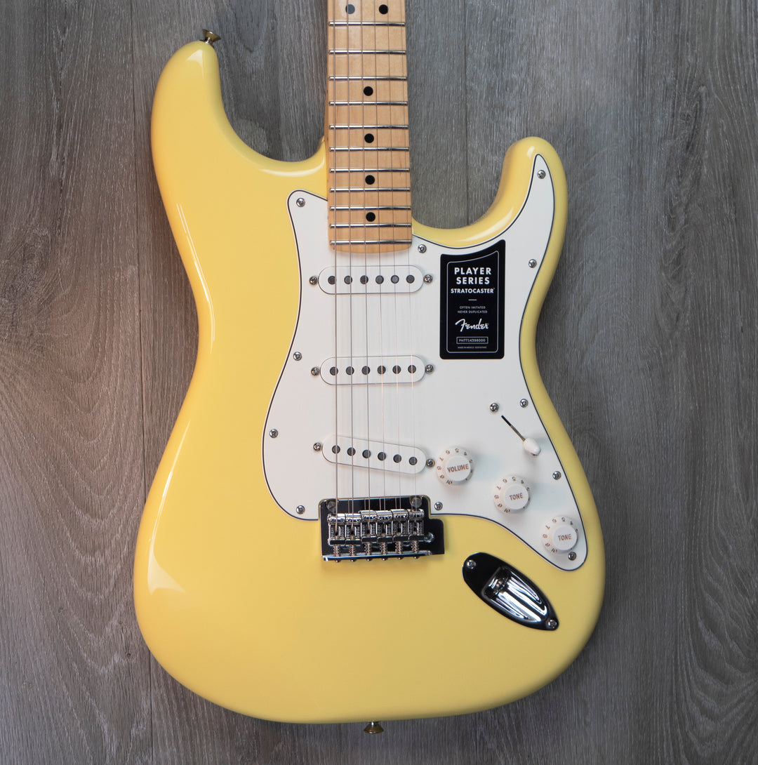 Fender Player Stratocaster, diapasón de arce, tono crema de mantequilla