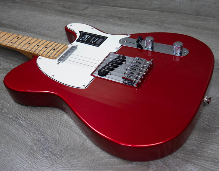 Fender Player Telecaster, touche en érable, couleur Candy Apple Red