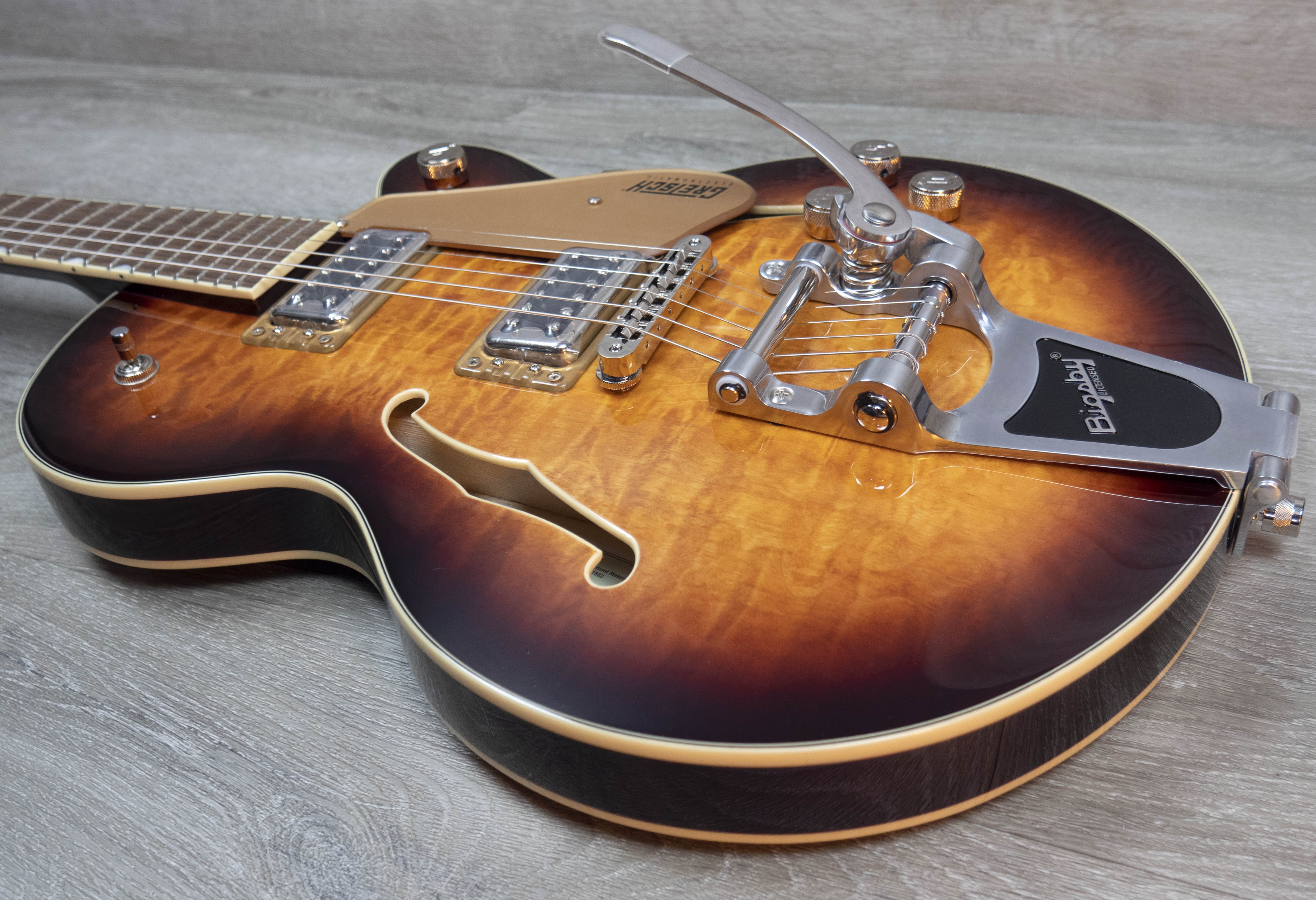 G5655T-QM Electromatic® Sweet Tea Gretsch Guitars G5655T-QM Electromatic Center Block Jr