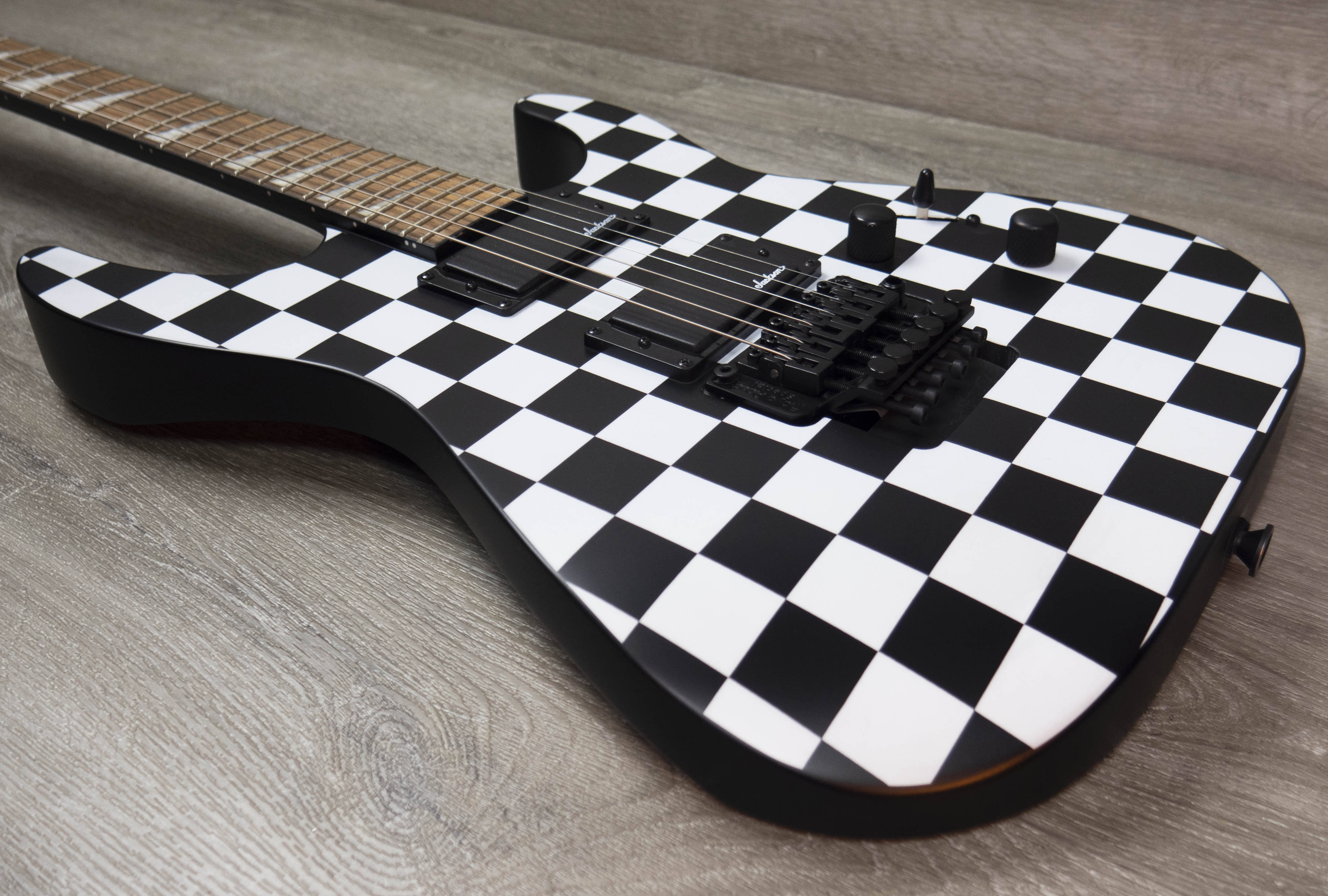 Jackson X Series Soloist, SLX DX, Laurel Fingerboard, Checkered Past