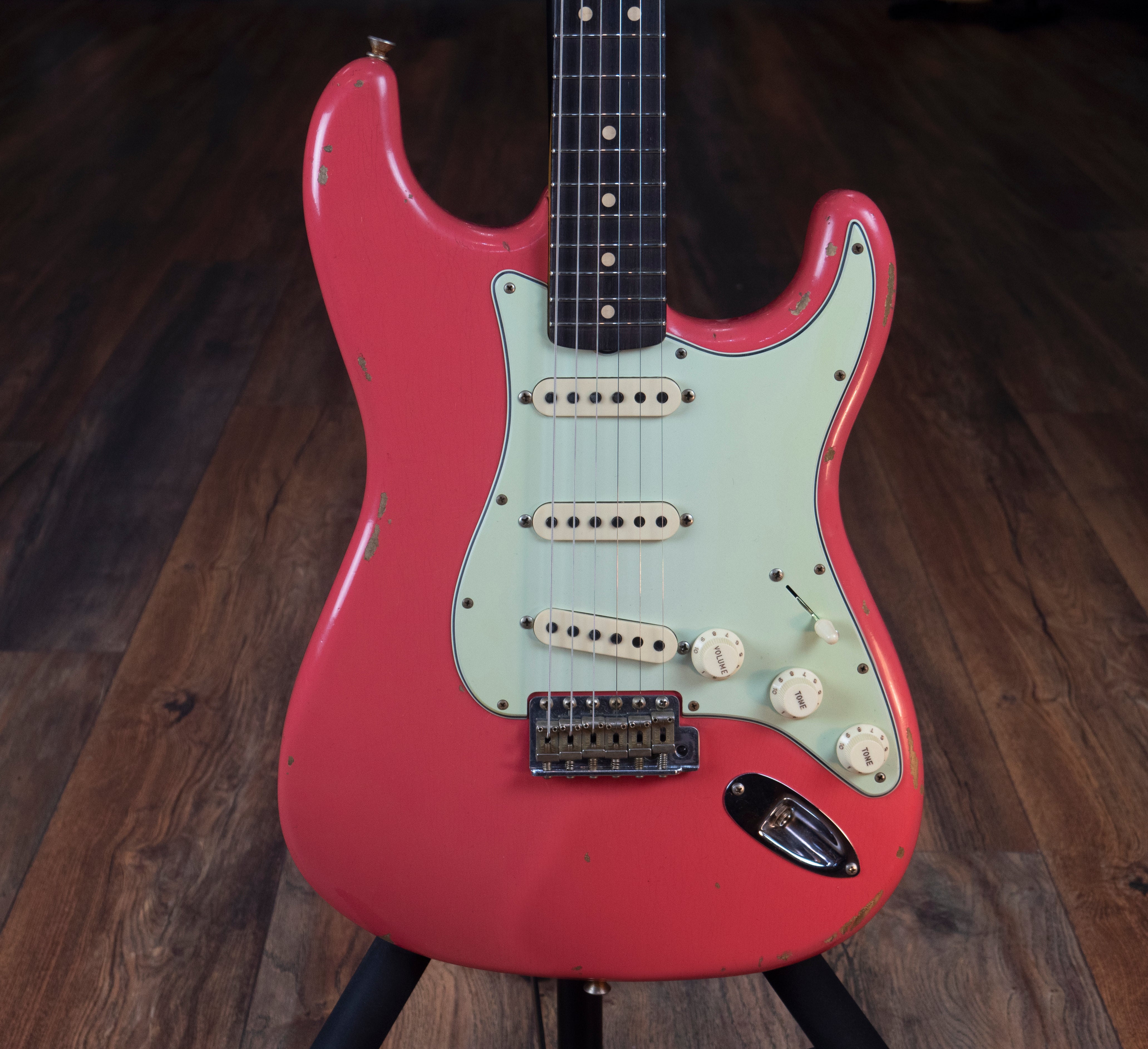 ★FiestaRed Relic Multilayer Stratocaster FiestaRed Relic Multilayer Stratocaster - メルカリ