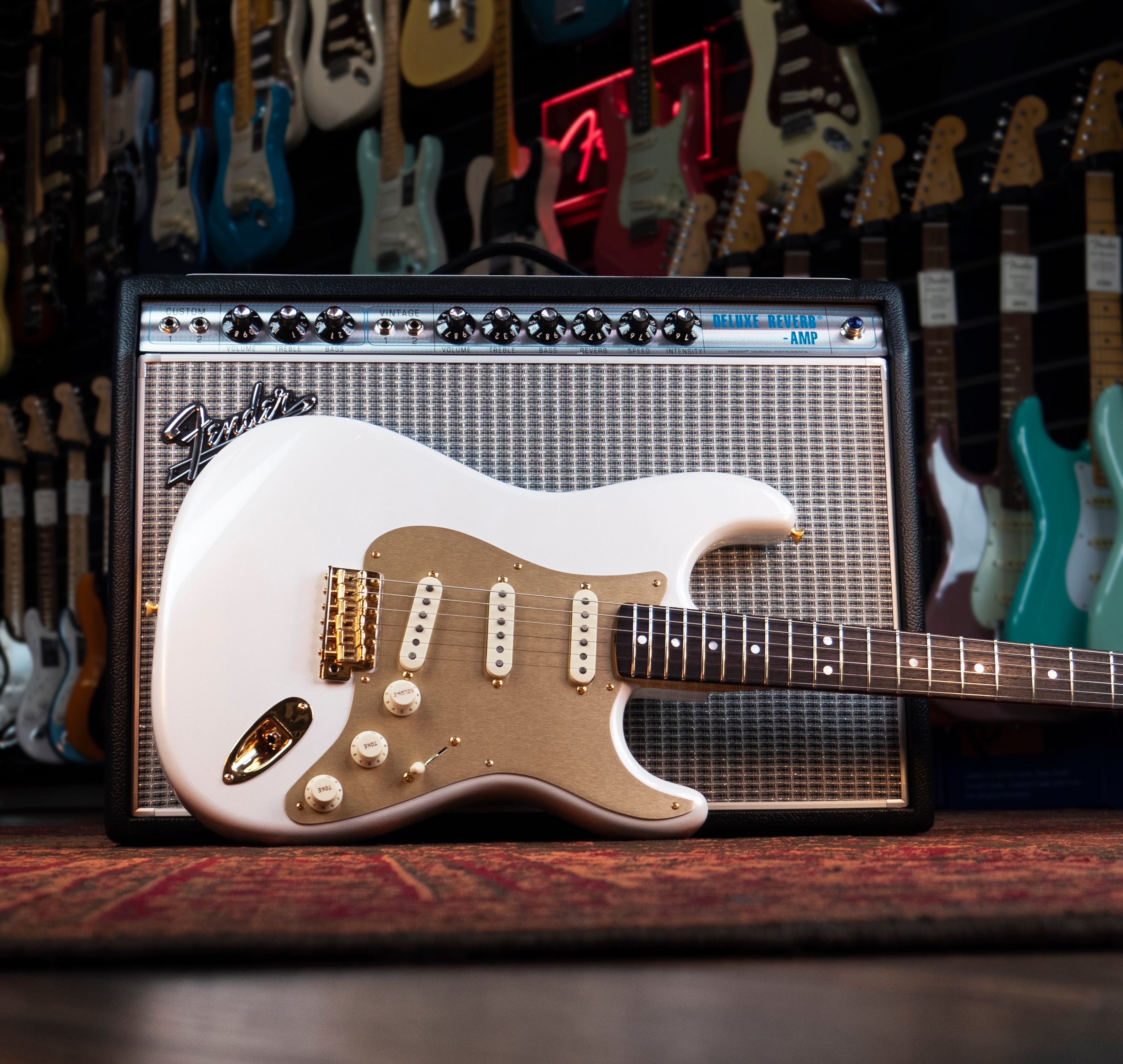 Fender custom shop stratocaster バーズアイ Fender Custom Shop Limited-edition 75th Anniversary