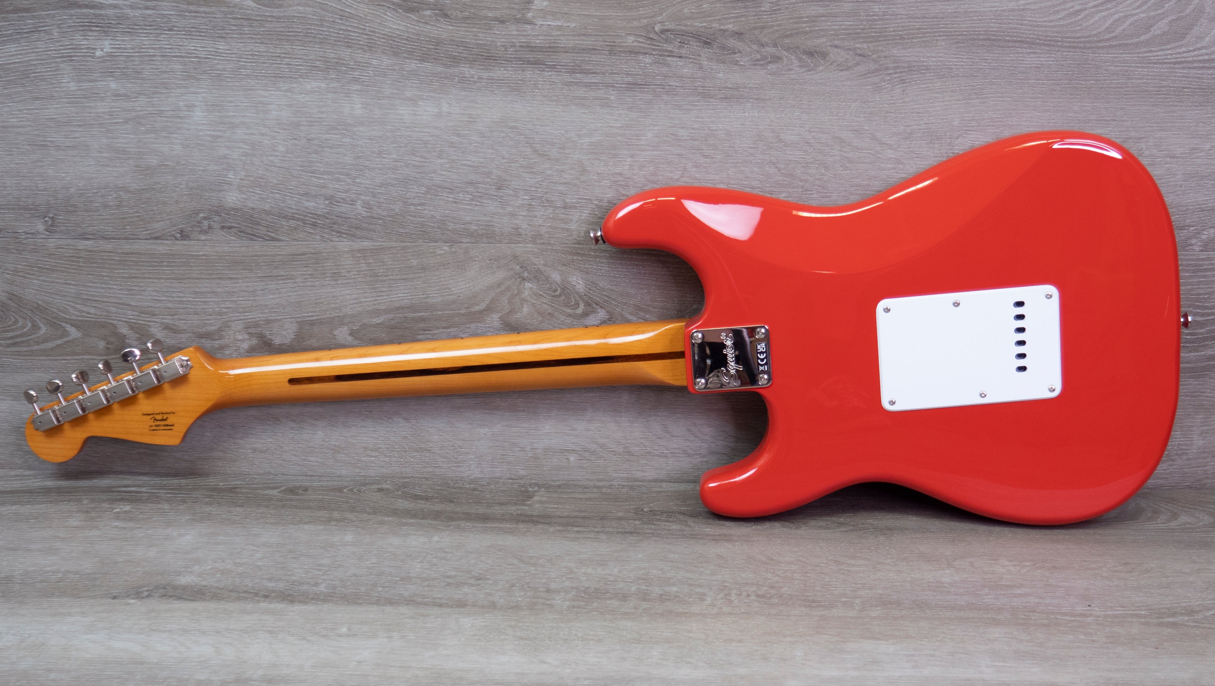 ギター squier classic vibe '50 stratocaster Squier by Fender Classic Vibe '50s Stratocaster エレキギター