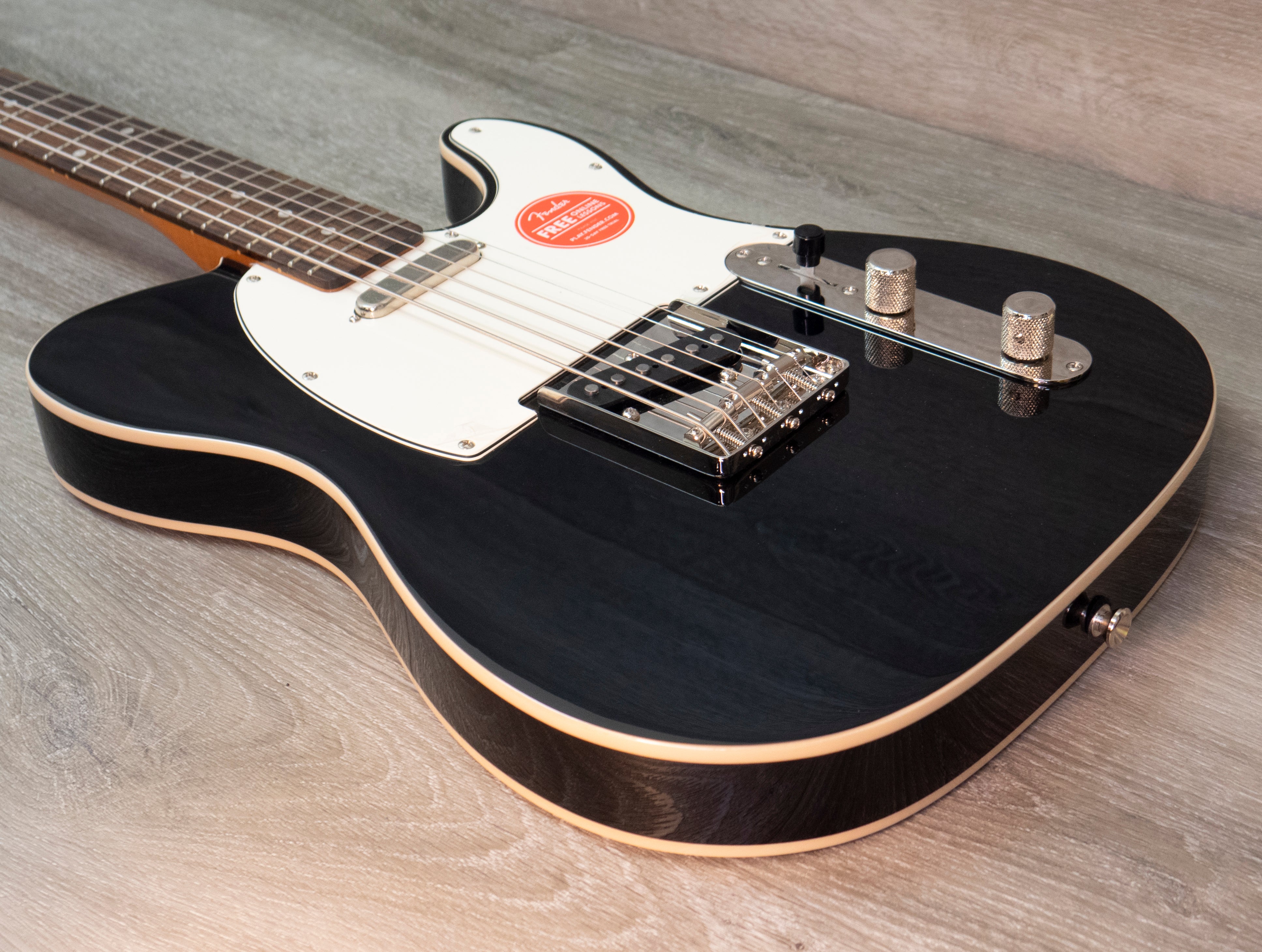 Squier Classic Vibe 60s Baritone Custom Telecaster, Black Squier Classic Vibe 60s Baritone Custom Telecaster, Black