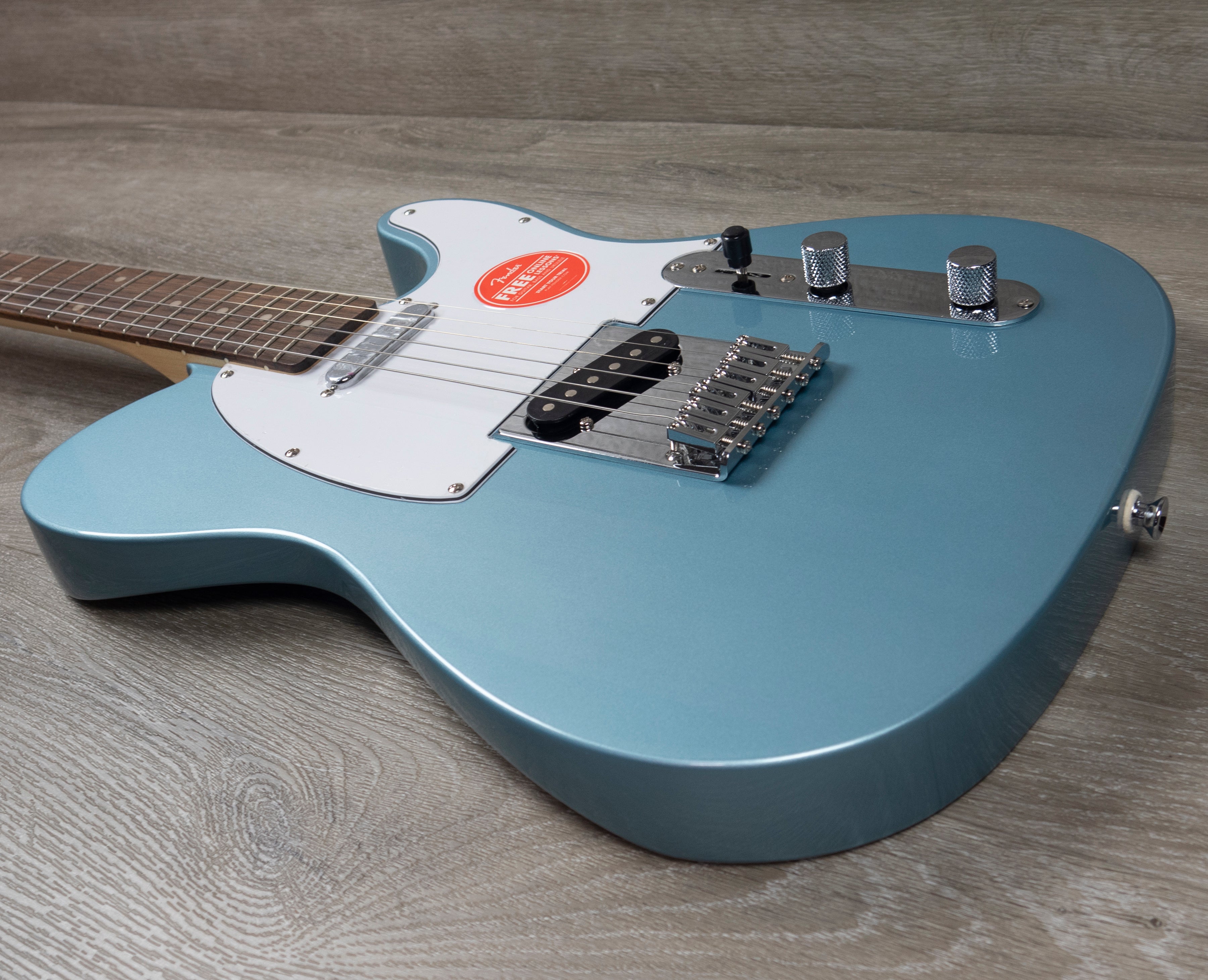 Squier FSR Affinity Series Telecaster, Laurel Fingerboard, White