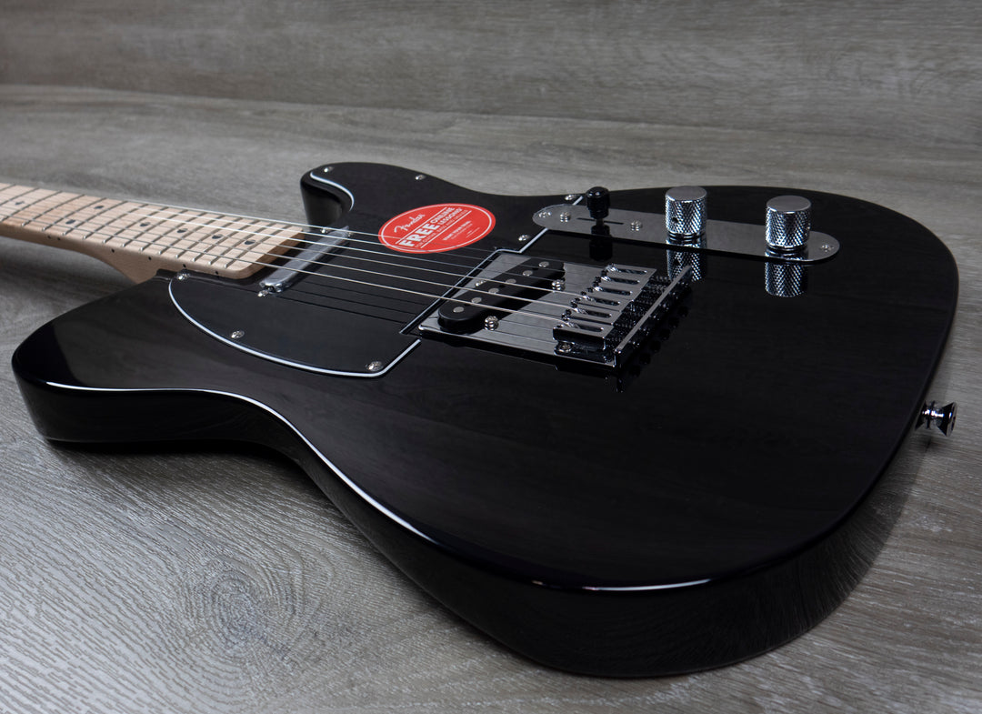 Squier FSR Affinity Series Telecaster, touche en érable, pickguard noir, noir