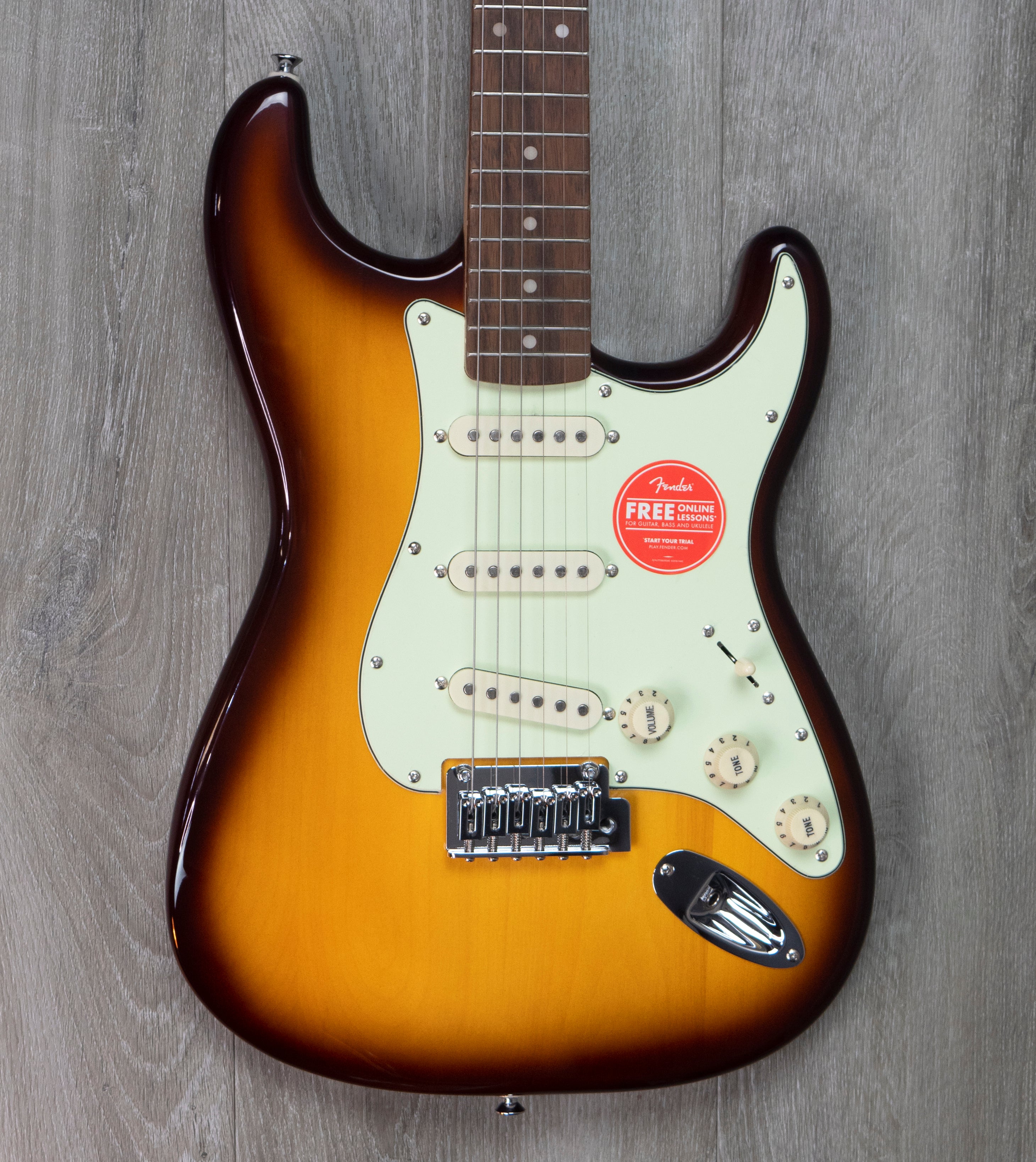 Squier FSR Affinity Series Stratocaster, Laurel Fingerboard, Mint