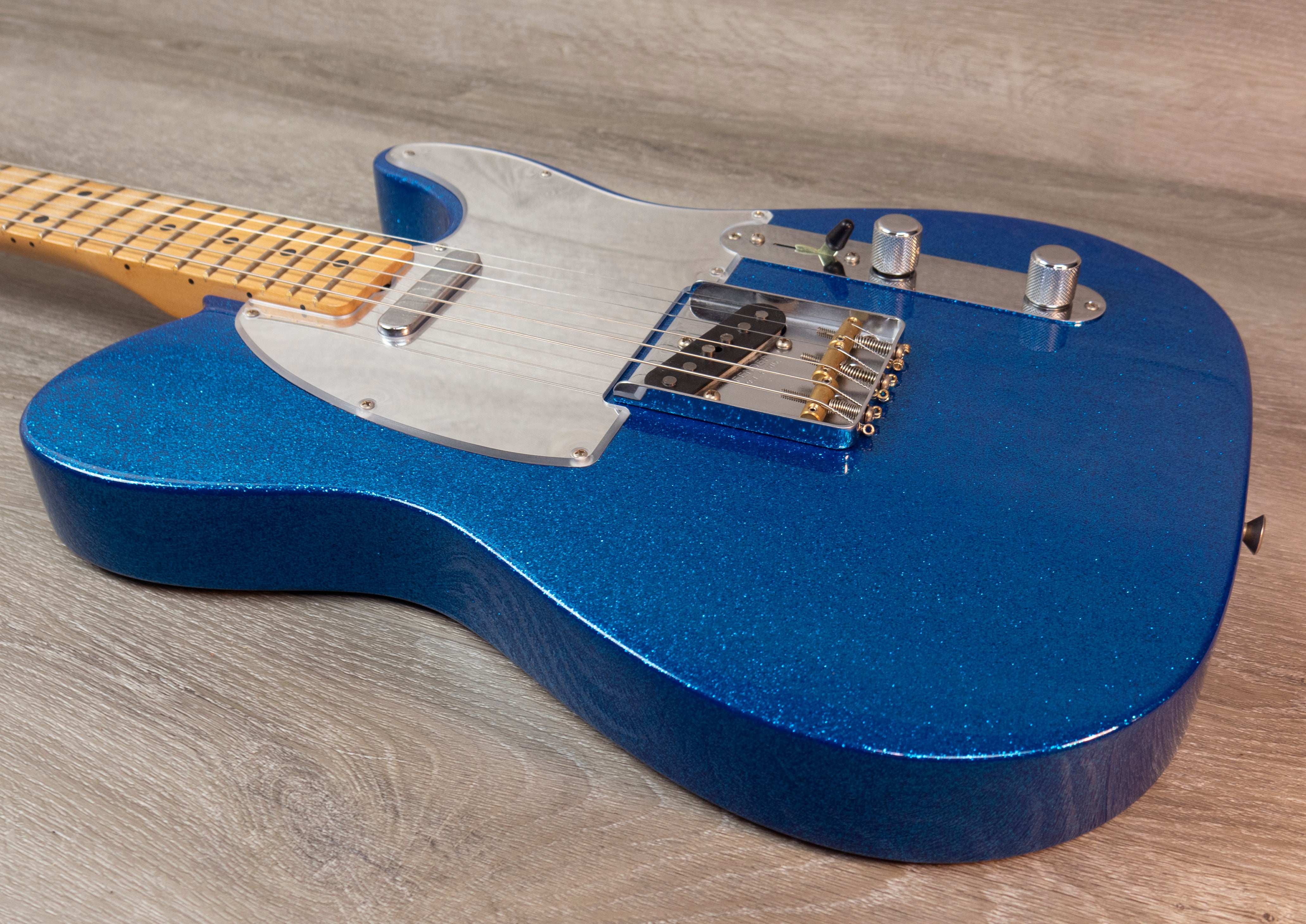 Fender J Mascis Telecaster, Maple Fingerboard, Bottle Rocket Blue