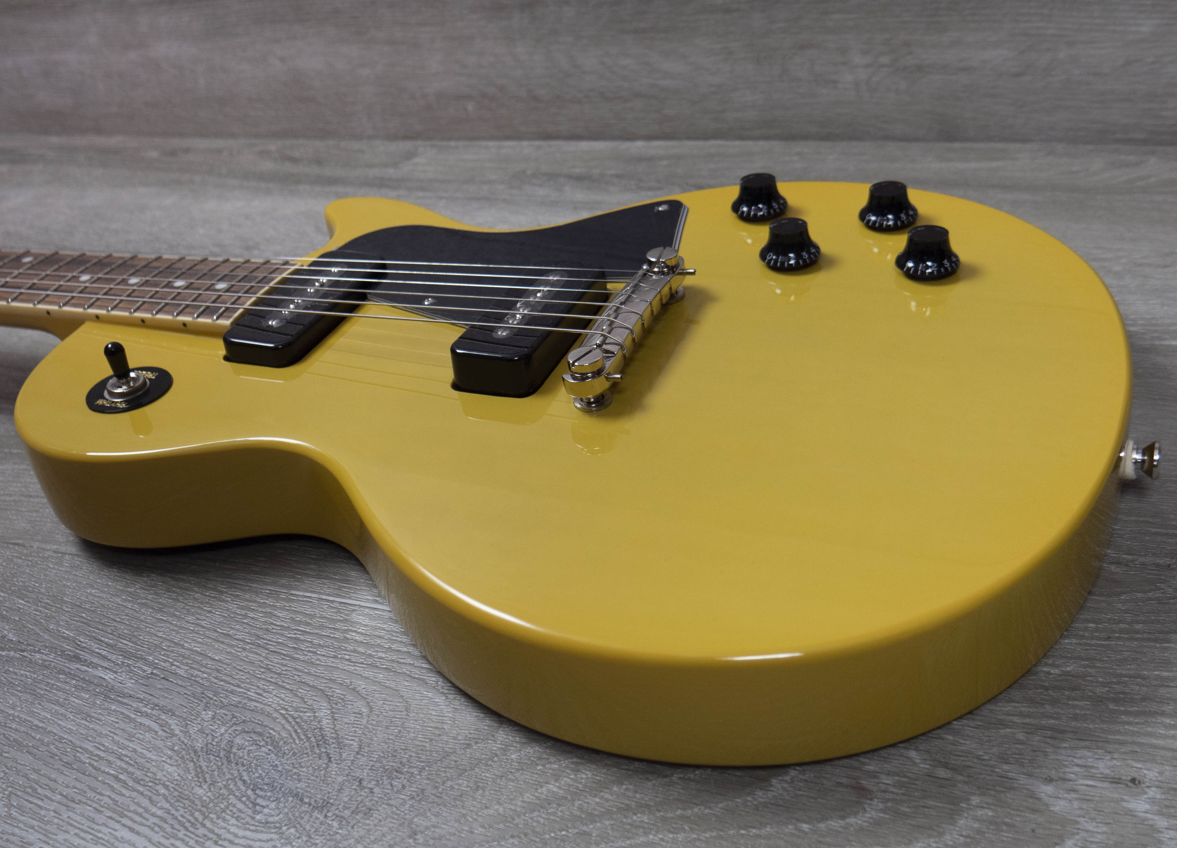 Epiphone Les Paul Special, TV Yellow – A Strings