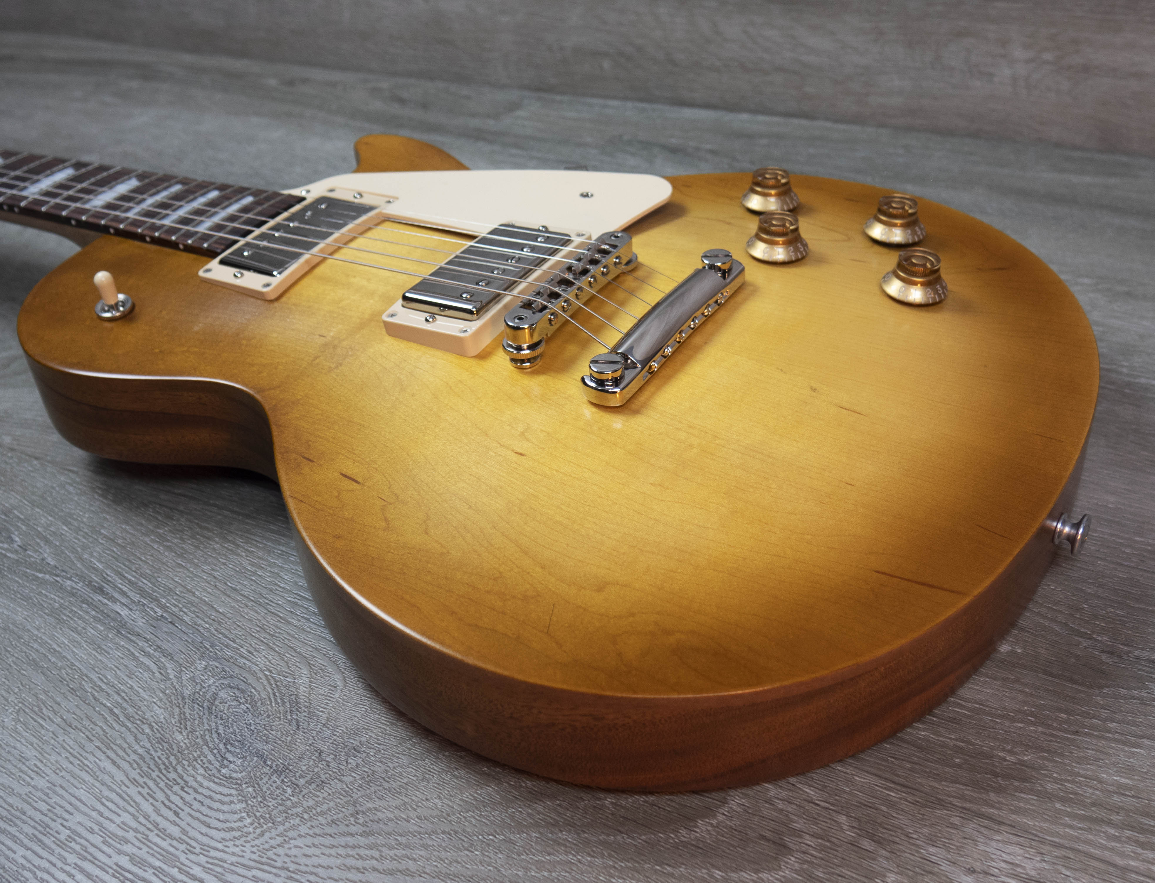 Gibson Les Paul Tribute Satin, Honeyburst