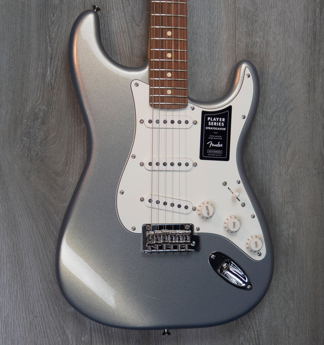Fender Player Stratocaster, Pau Ferro Fingerboard, Silver