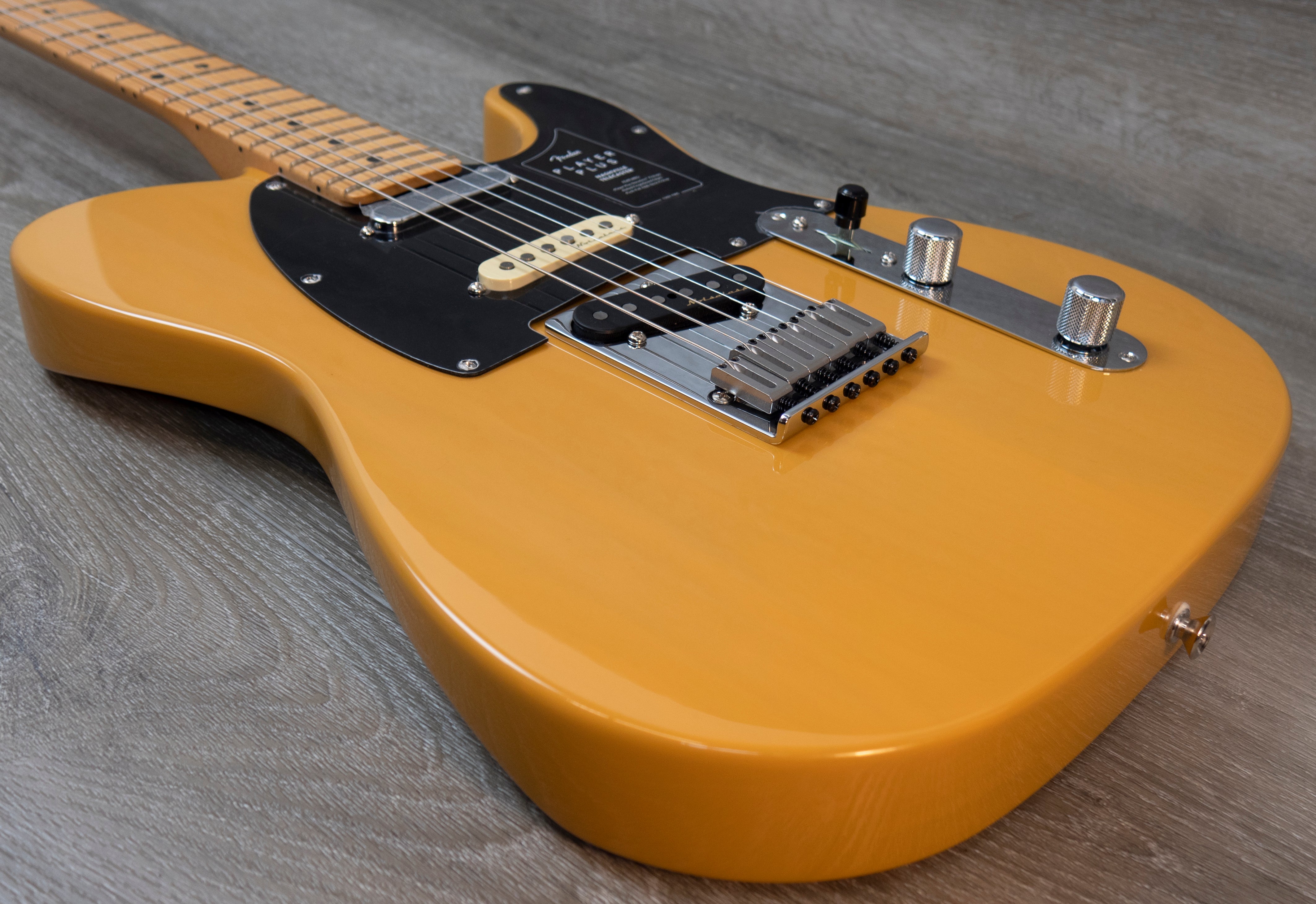 Fender Player Plus Nashville Telecaster, Maple Fingerboard