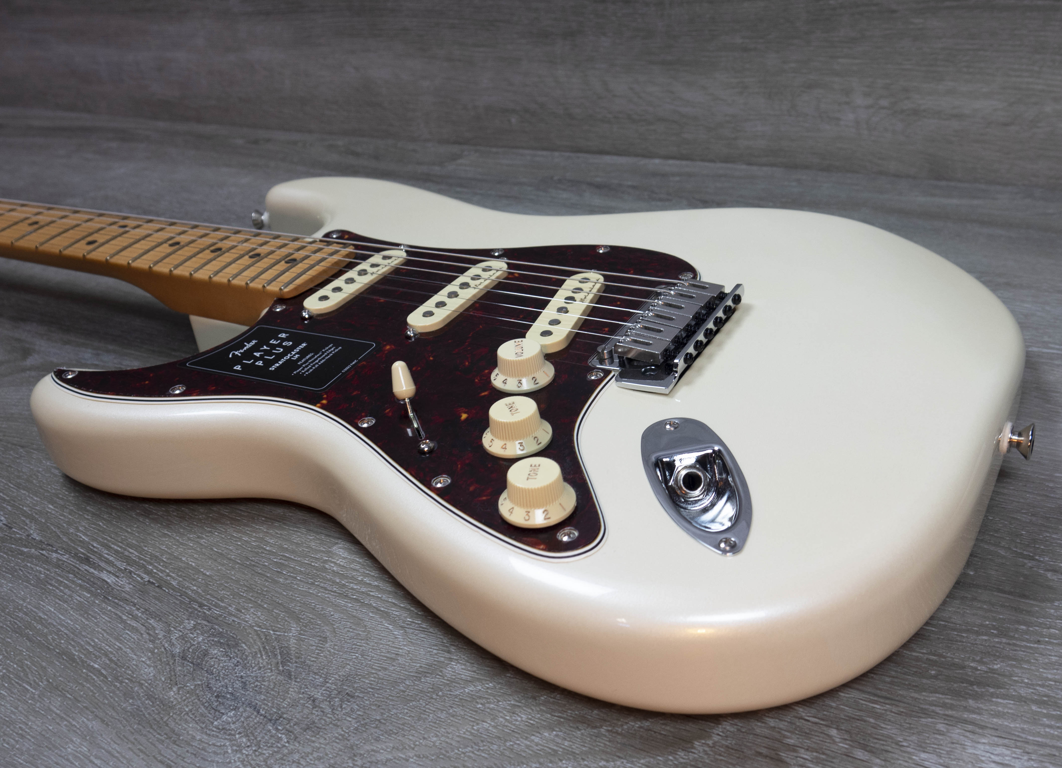 Fender Player Plus Stratocaster, Left-Hand, Maple Fingerboard